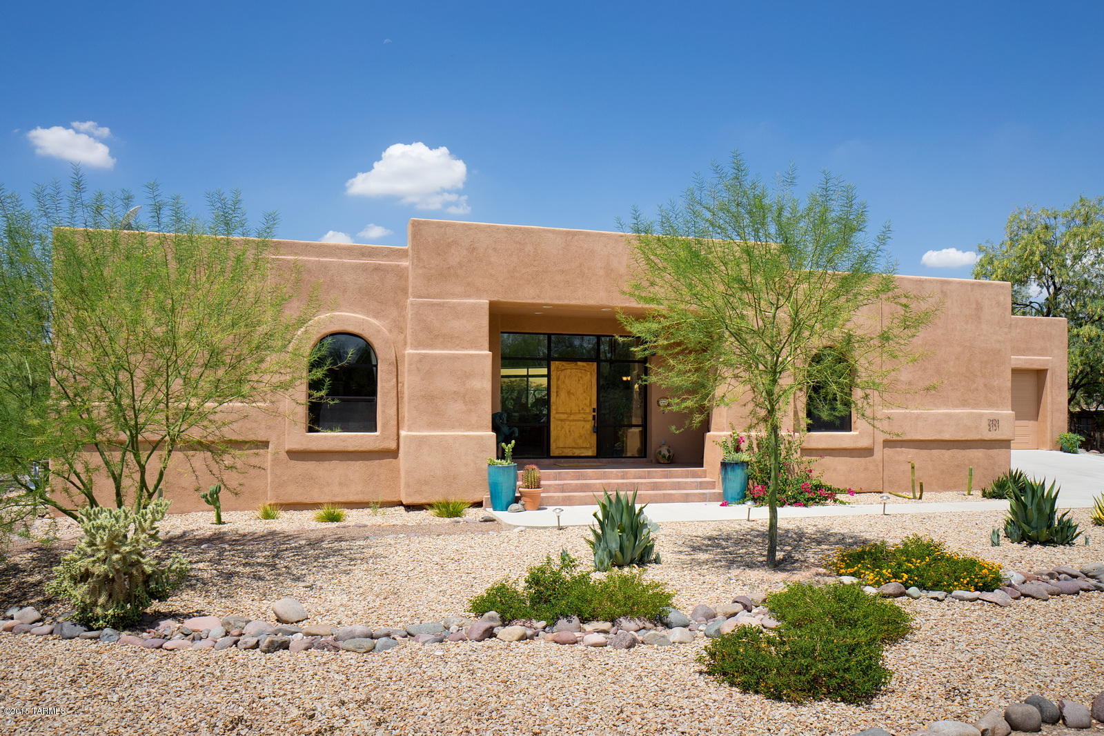 2131 N Dusty Lane