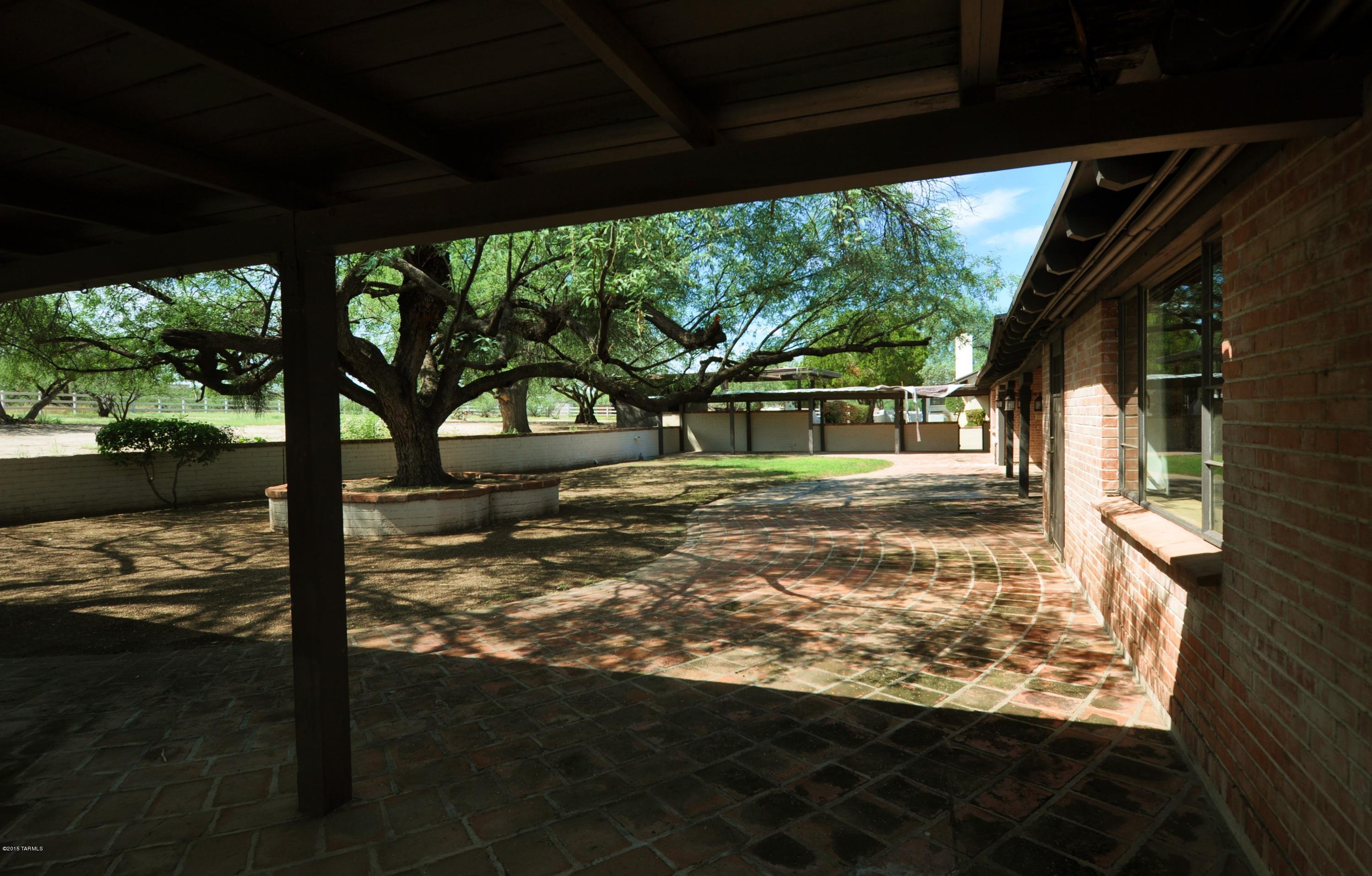 1280 N Spud Rock Place
