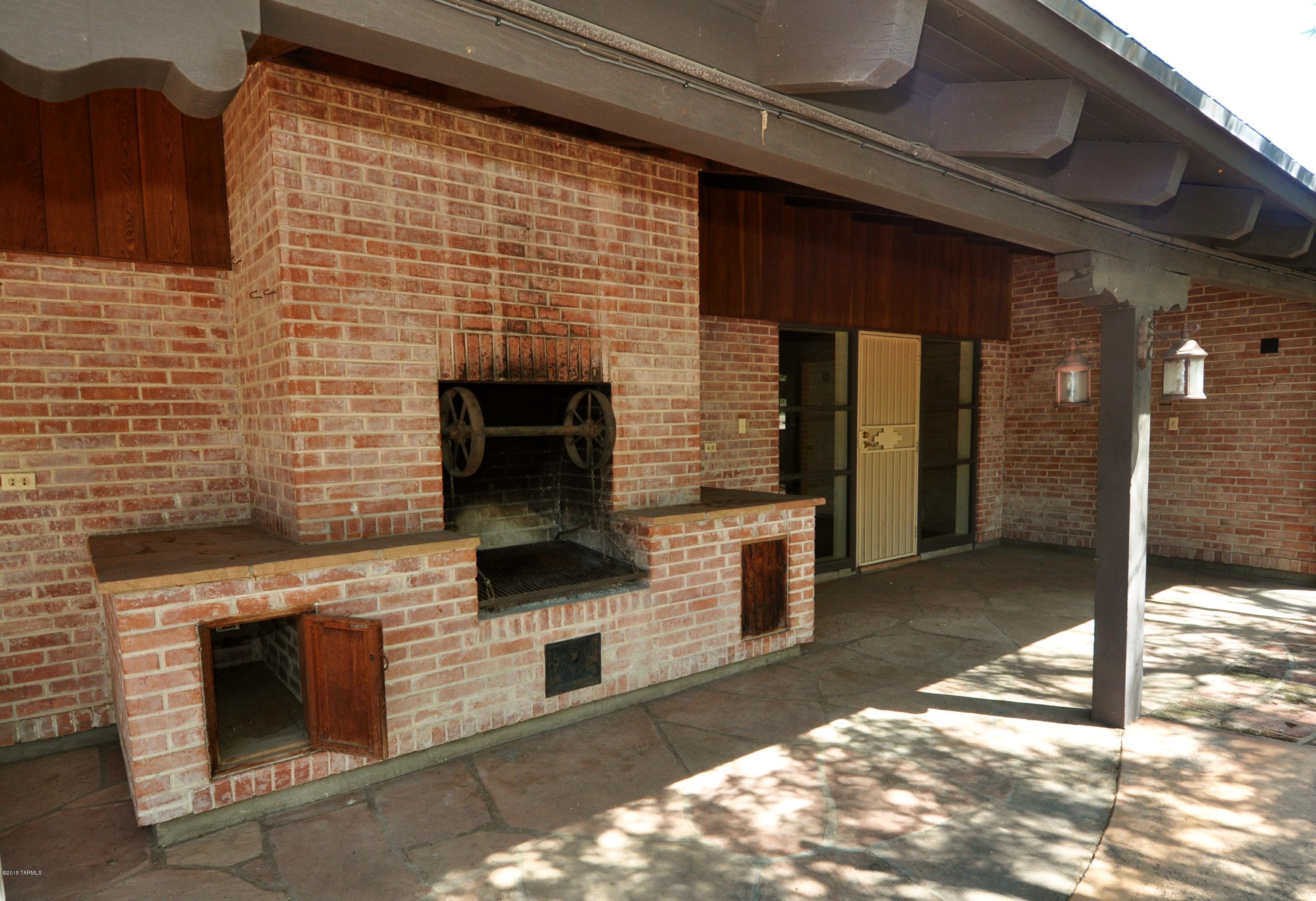 1280 N Spud Rock Place