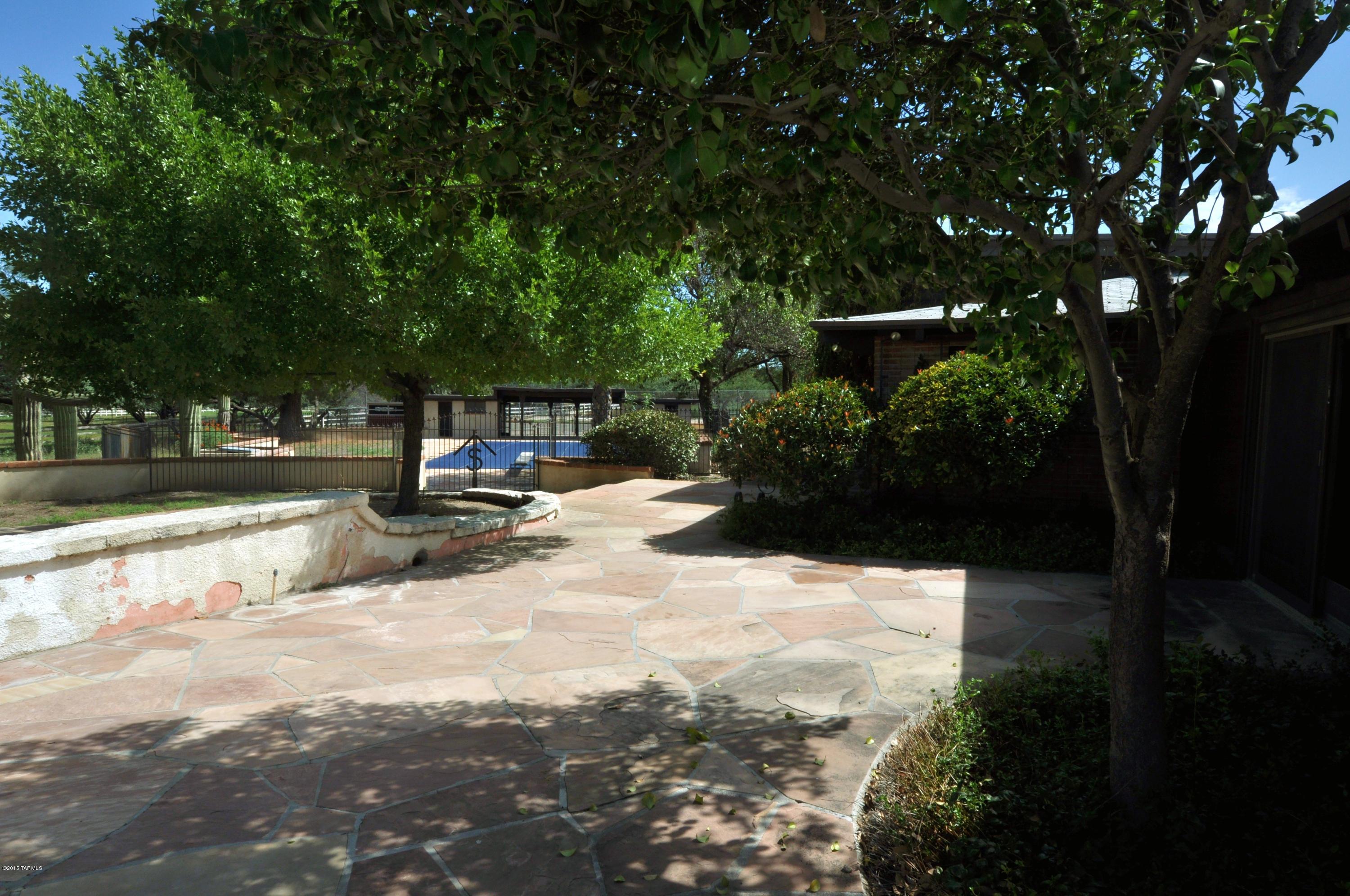 1280 N Spud Rock Place