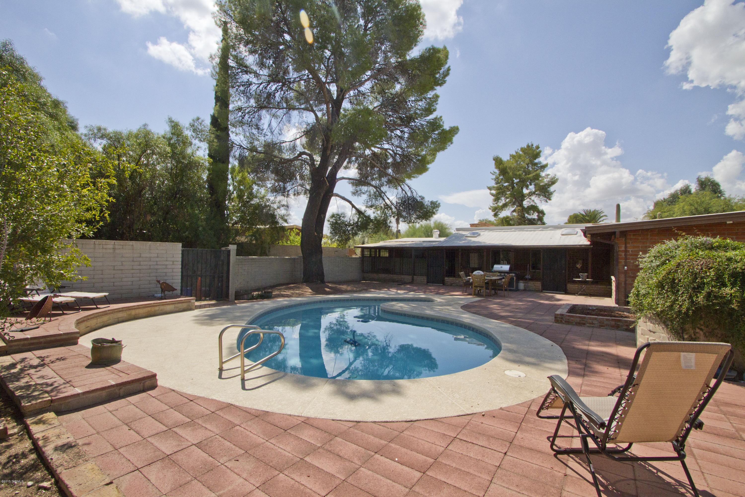 7021 E Katchina Court