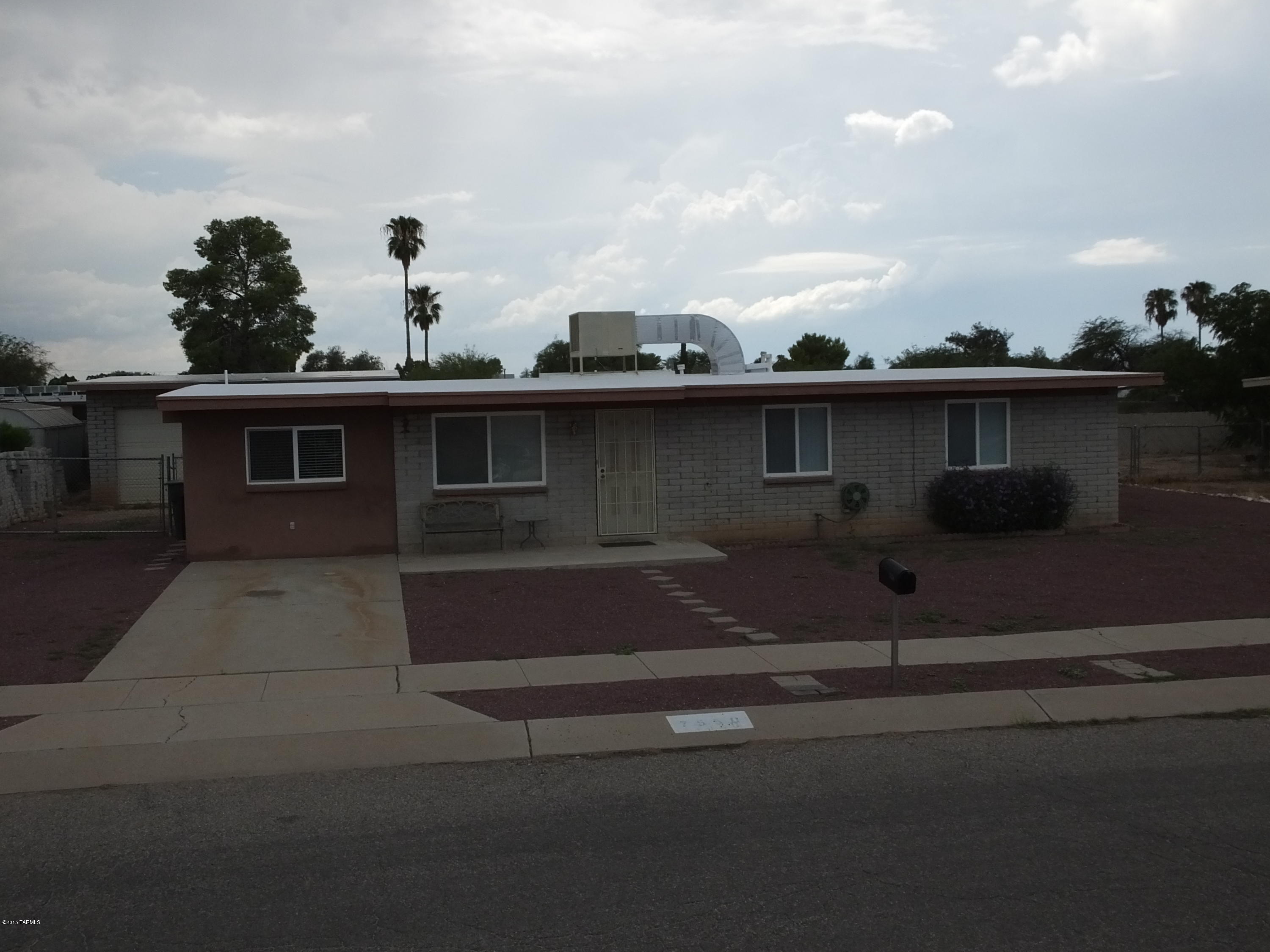 7550 E Apple Tree Drive