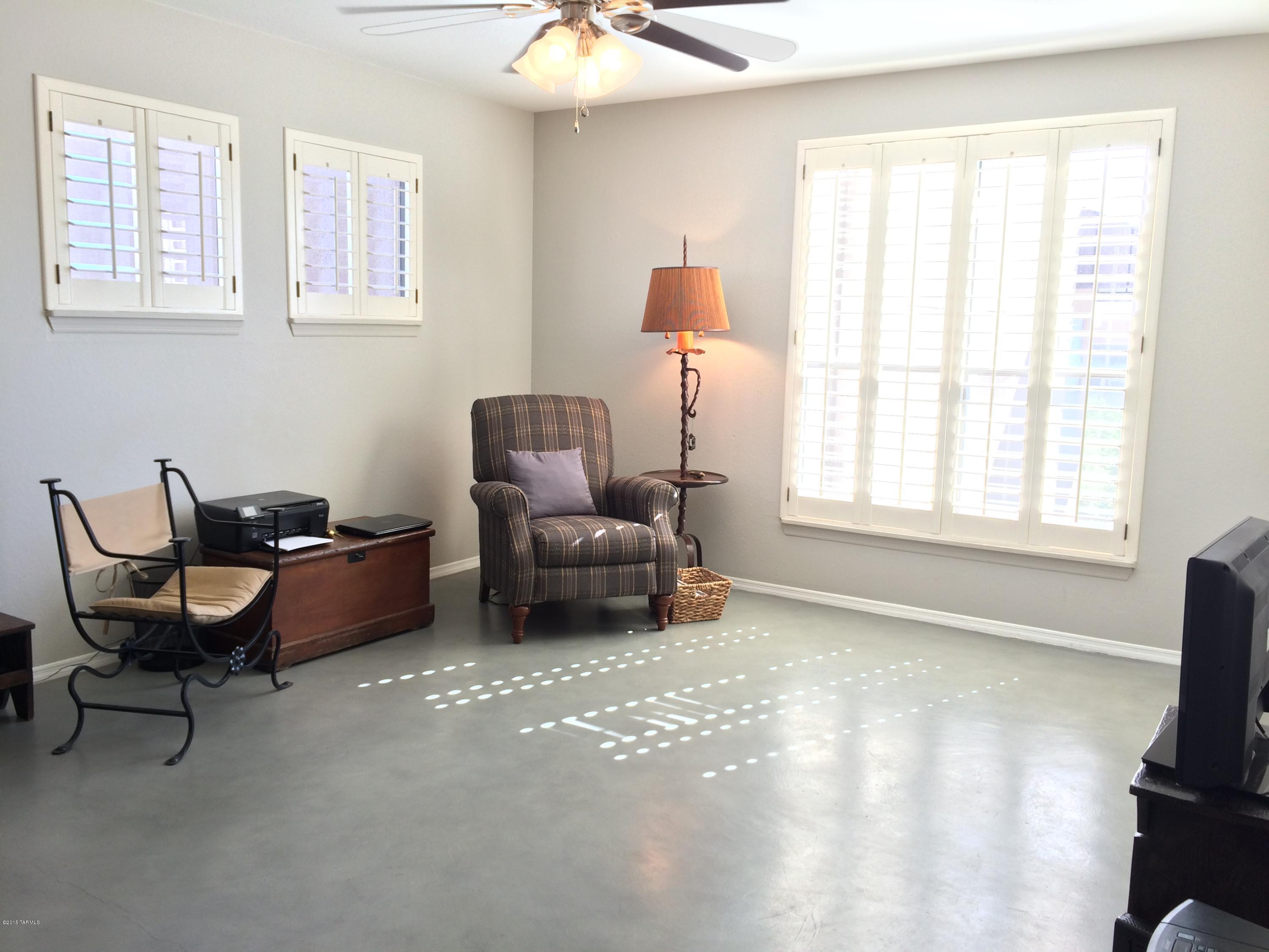 6655 N Canyon Crest Drive Unit: 11266