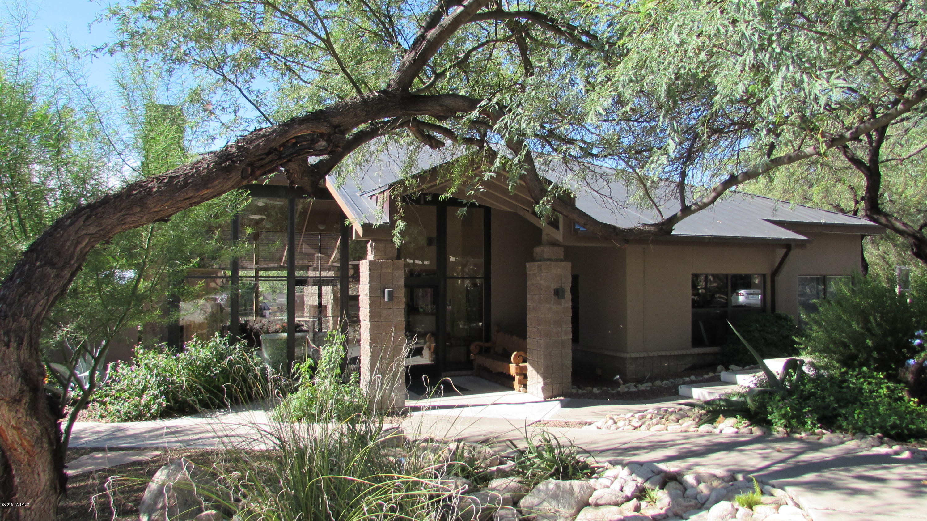 6655 N Canyon Crest Drive Unit: 11266