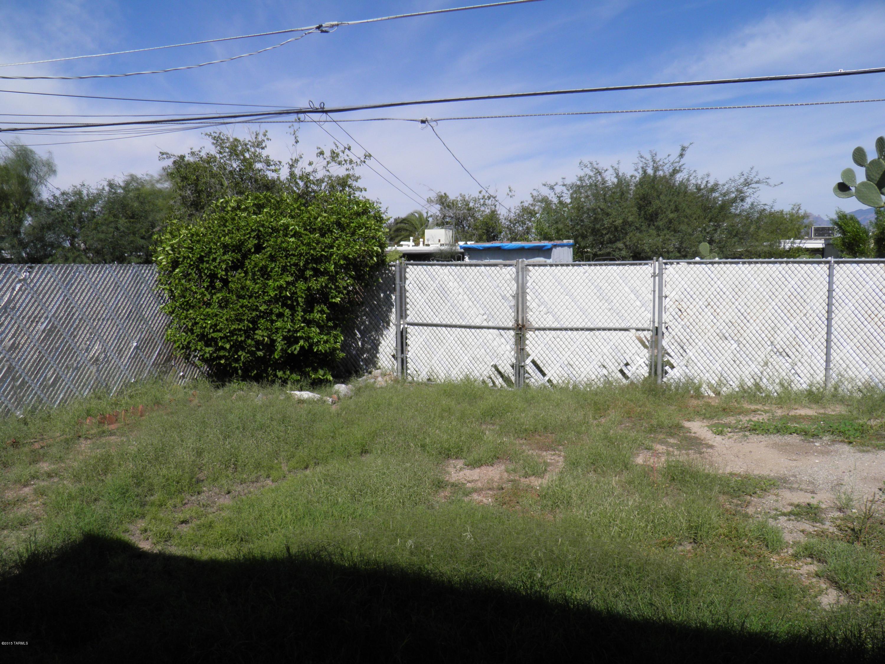 3605 E Ellington Place