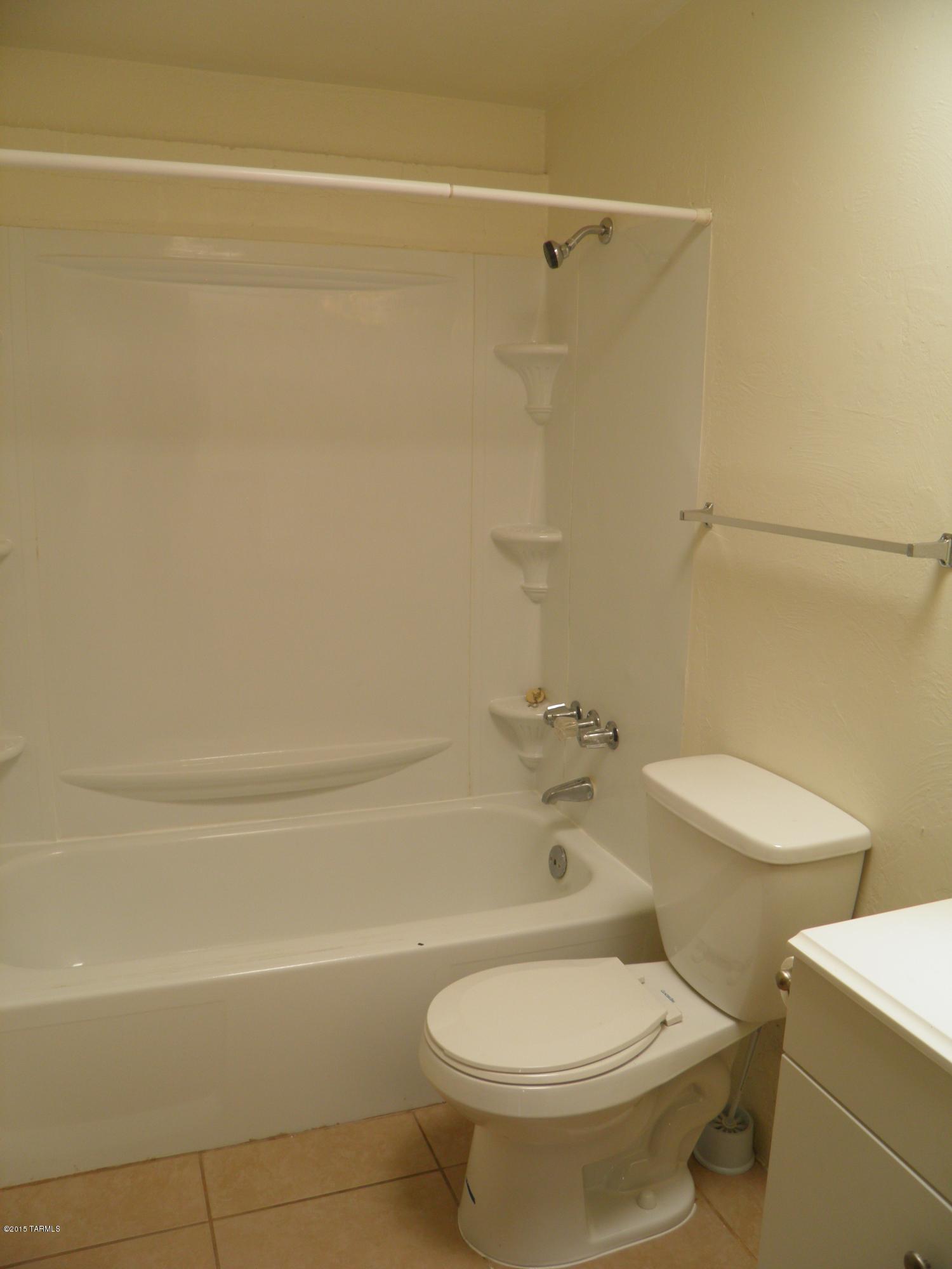 3605 E Ellington Place