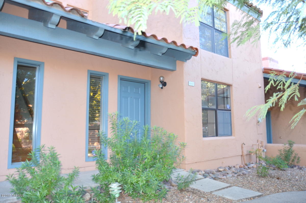 5313 N Calle del Rocio