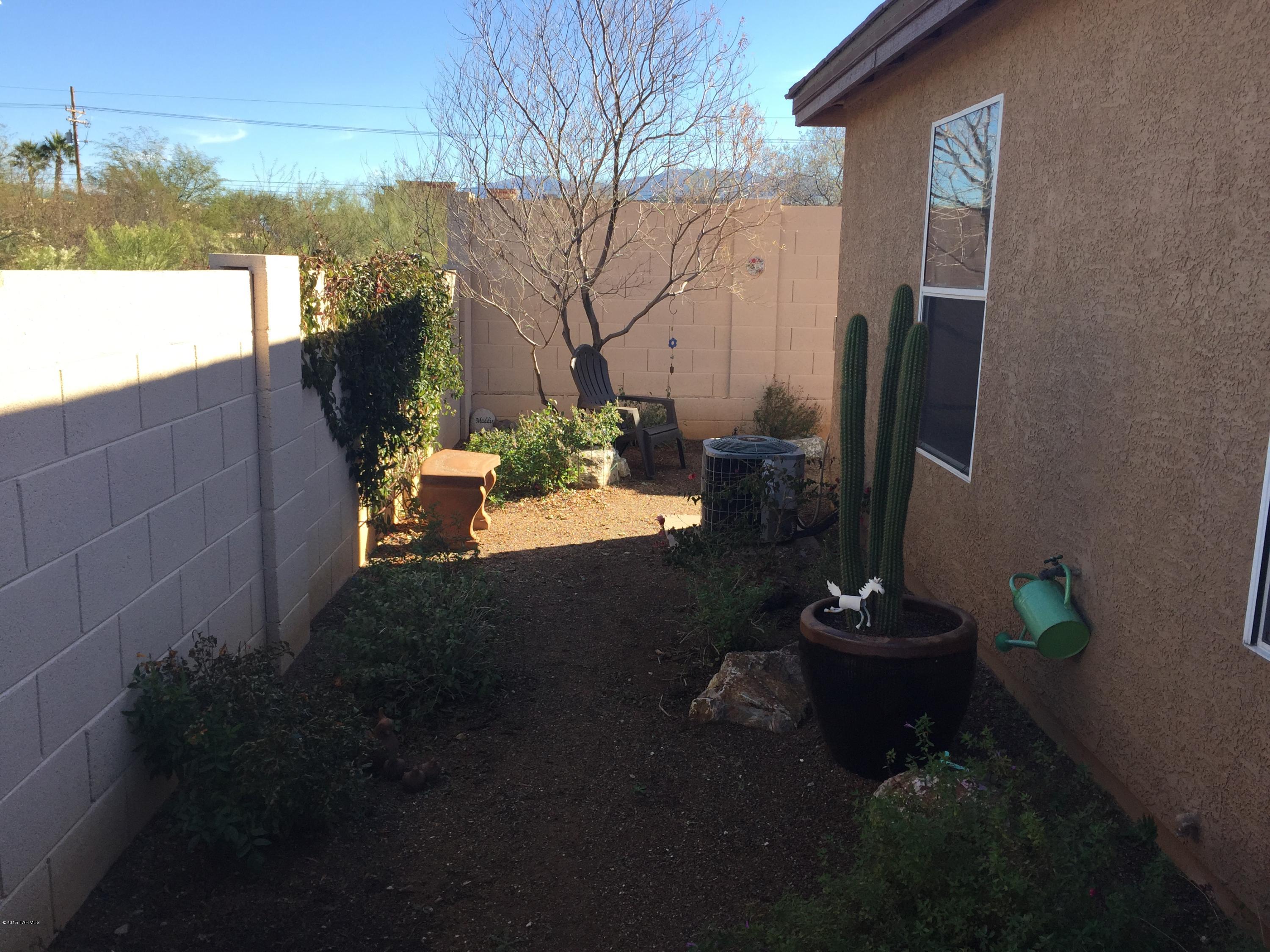 9467 E Topout Peak Place