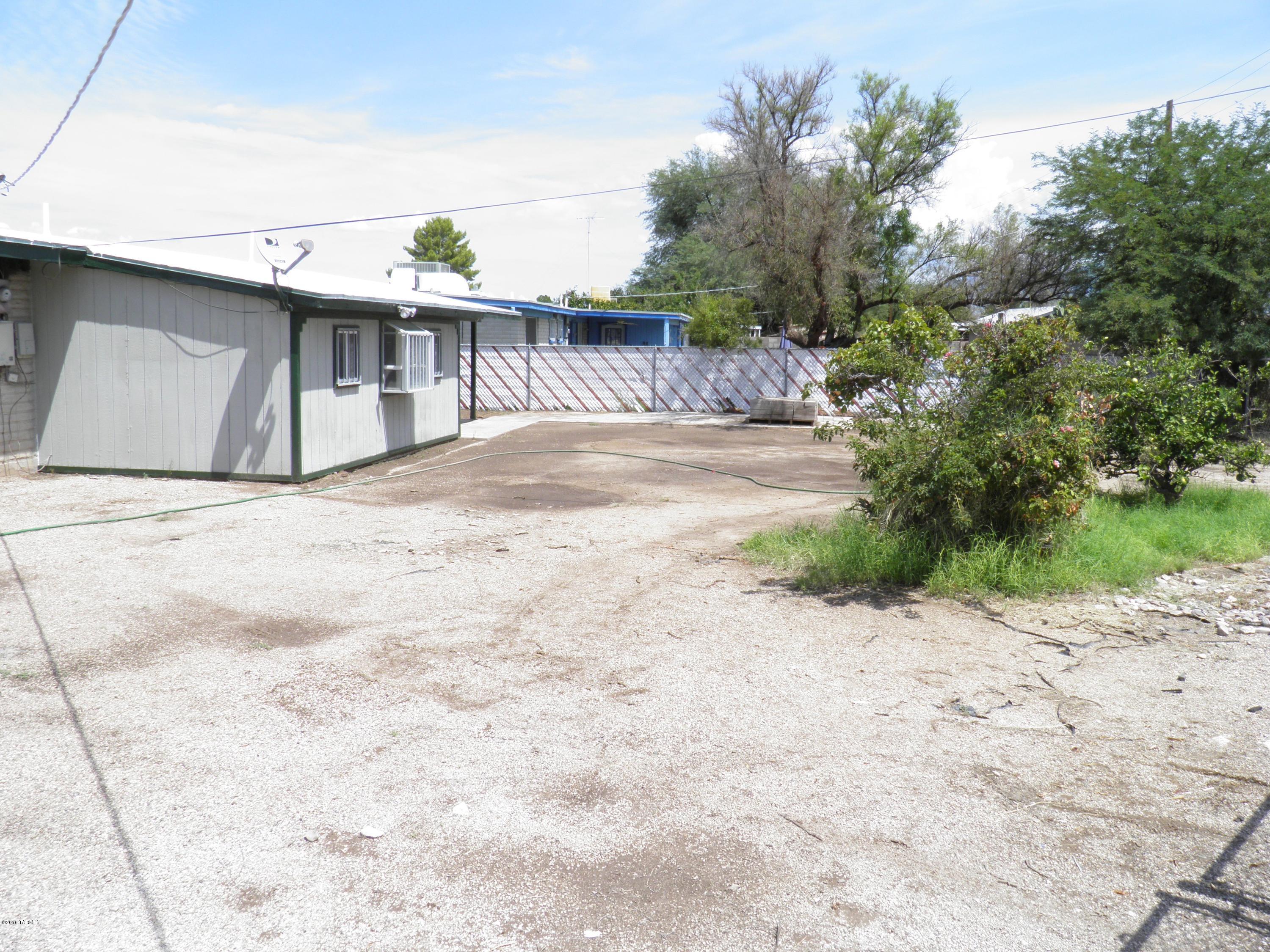 8420 E Louise Drive