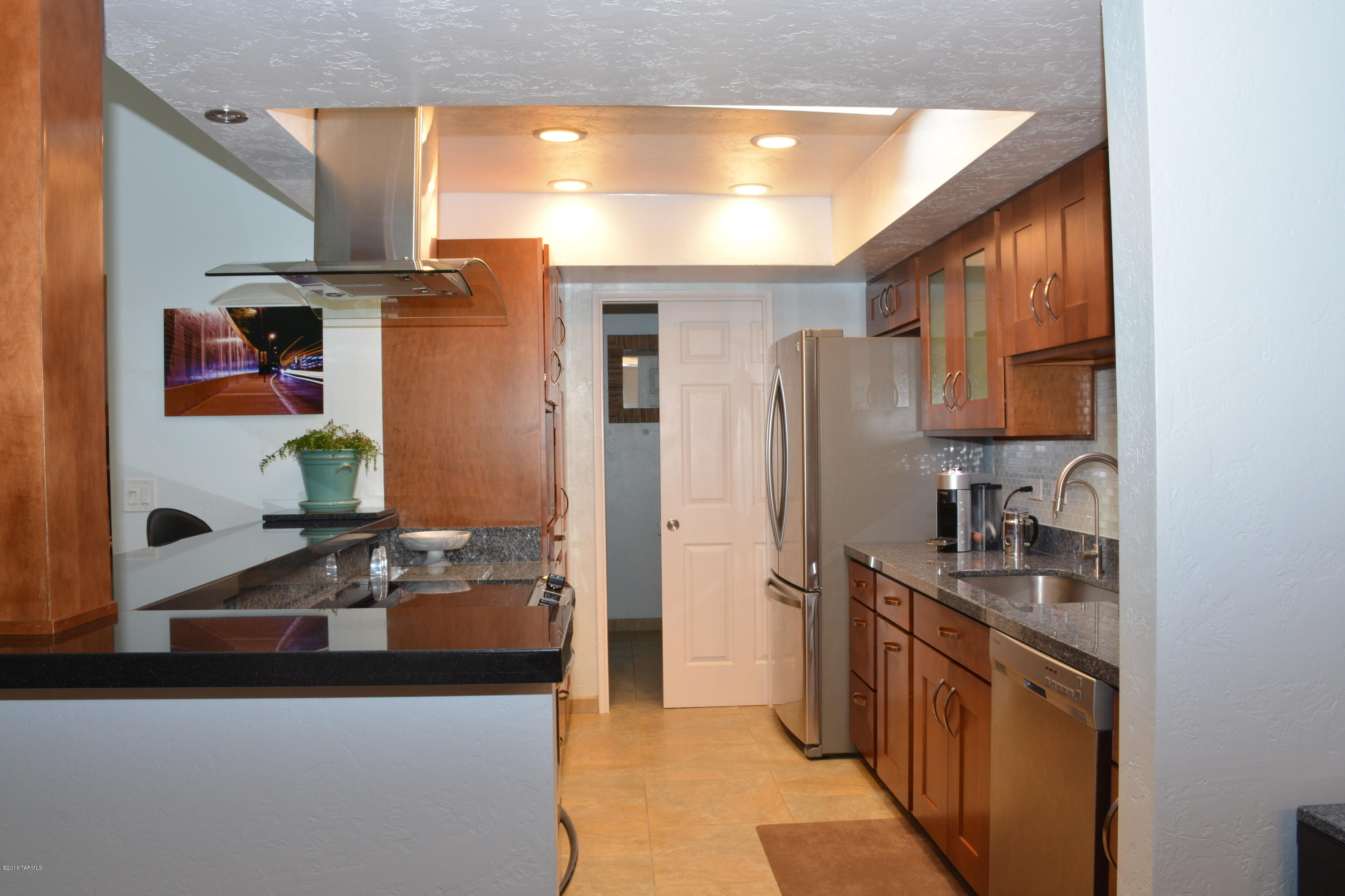 5701 E Glenn Street Unit: 37
