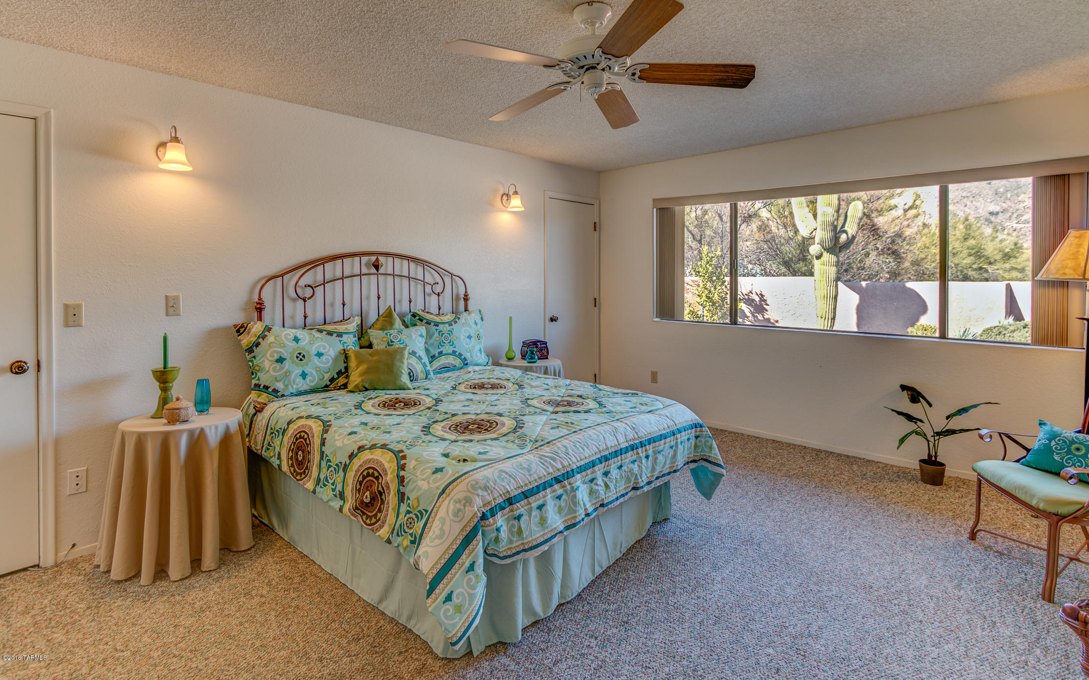 5880 N Via Amable
