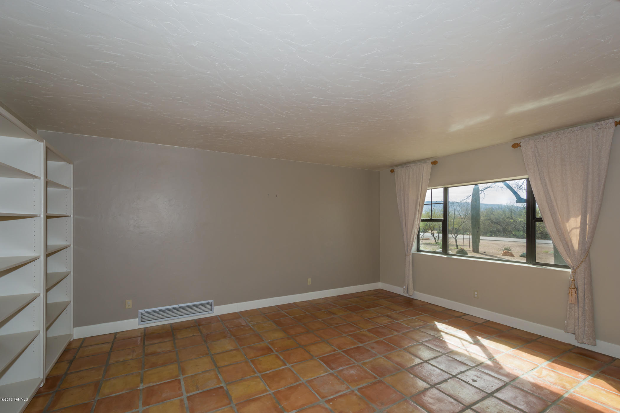11361 E Holster Drive