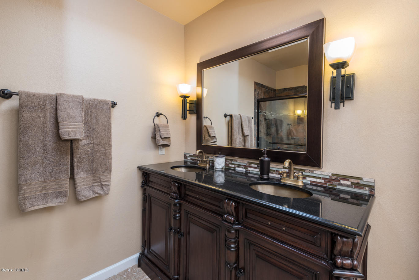 5430 N Apache Hills Trail