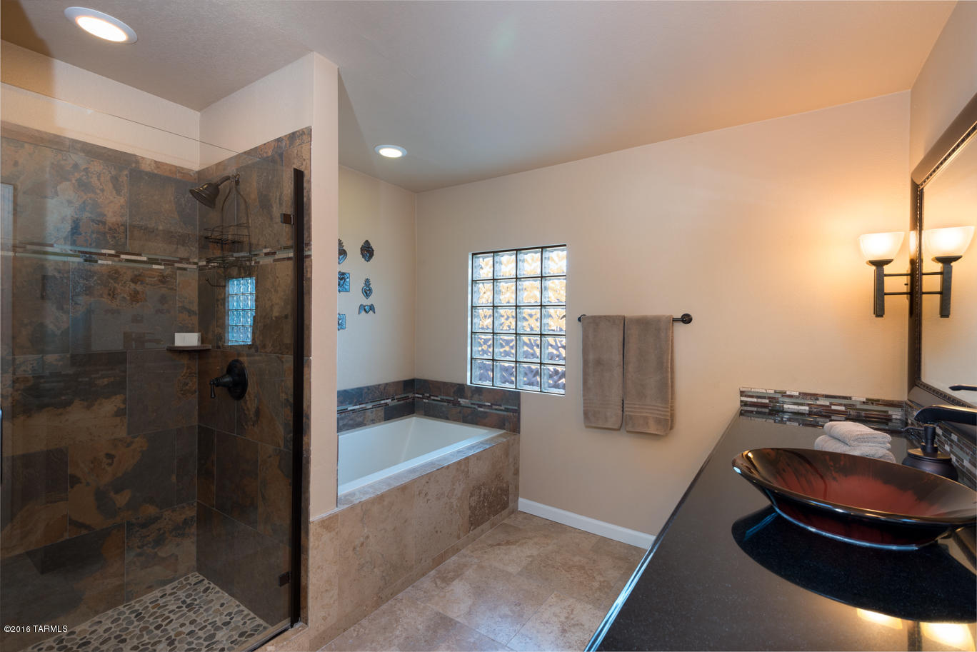 5430 N Apache Hills Trail