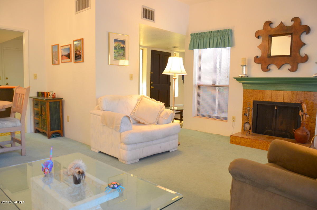 4641 E Via Pimeria Alta