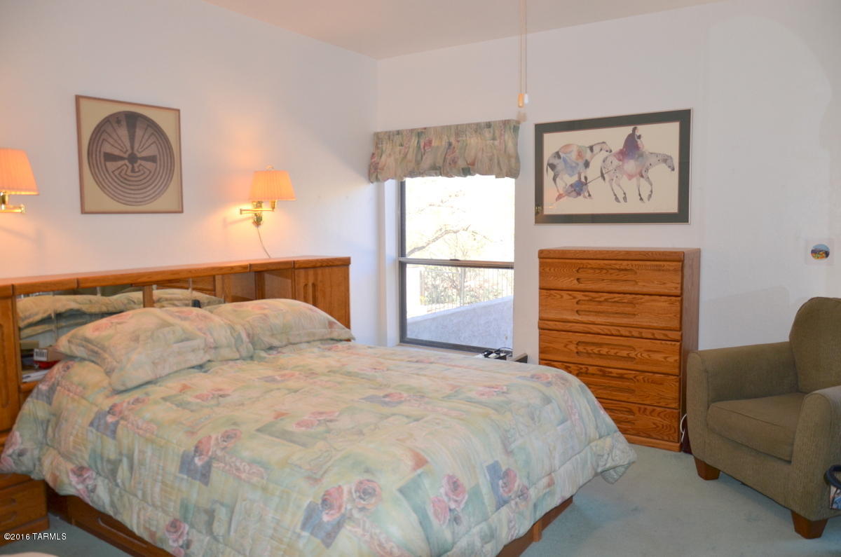 4641 E Via Pimeria Alta