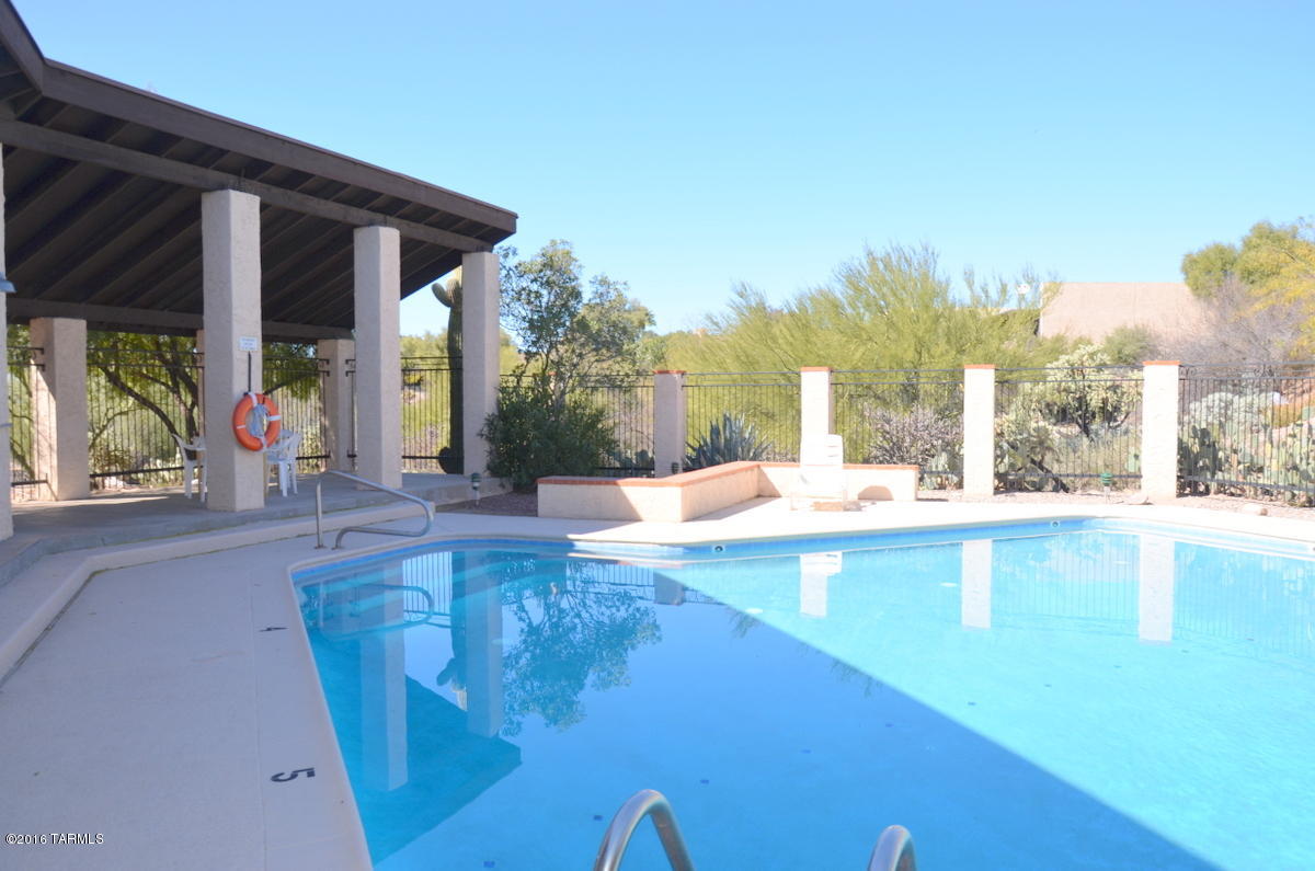 4641 E Via Pimeria Alta