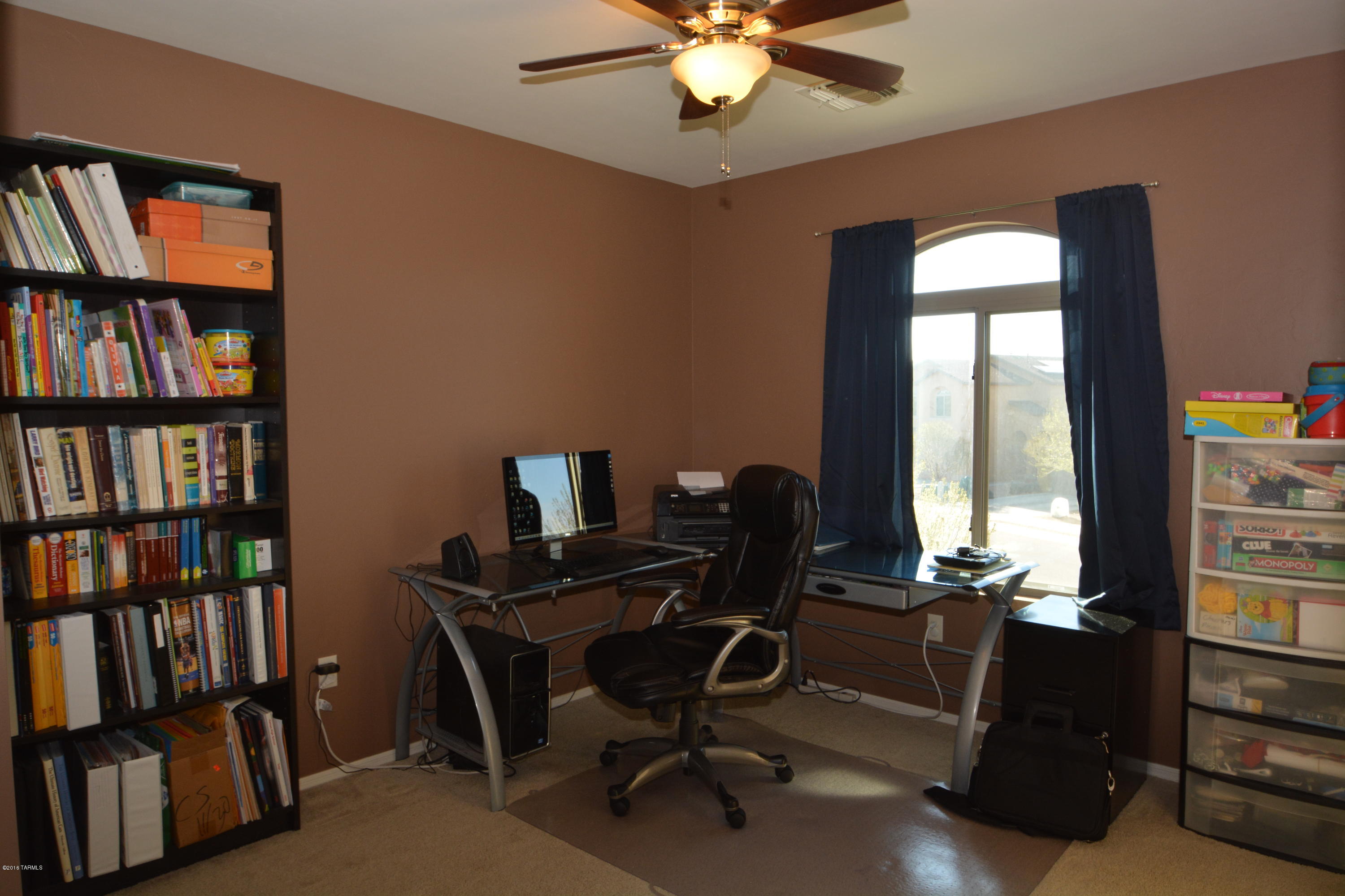 2407 E Camino Malcote