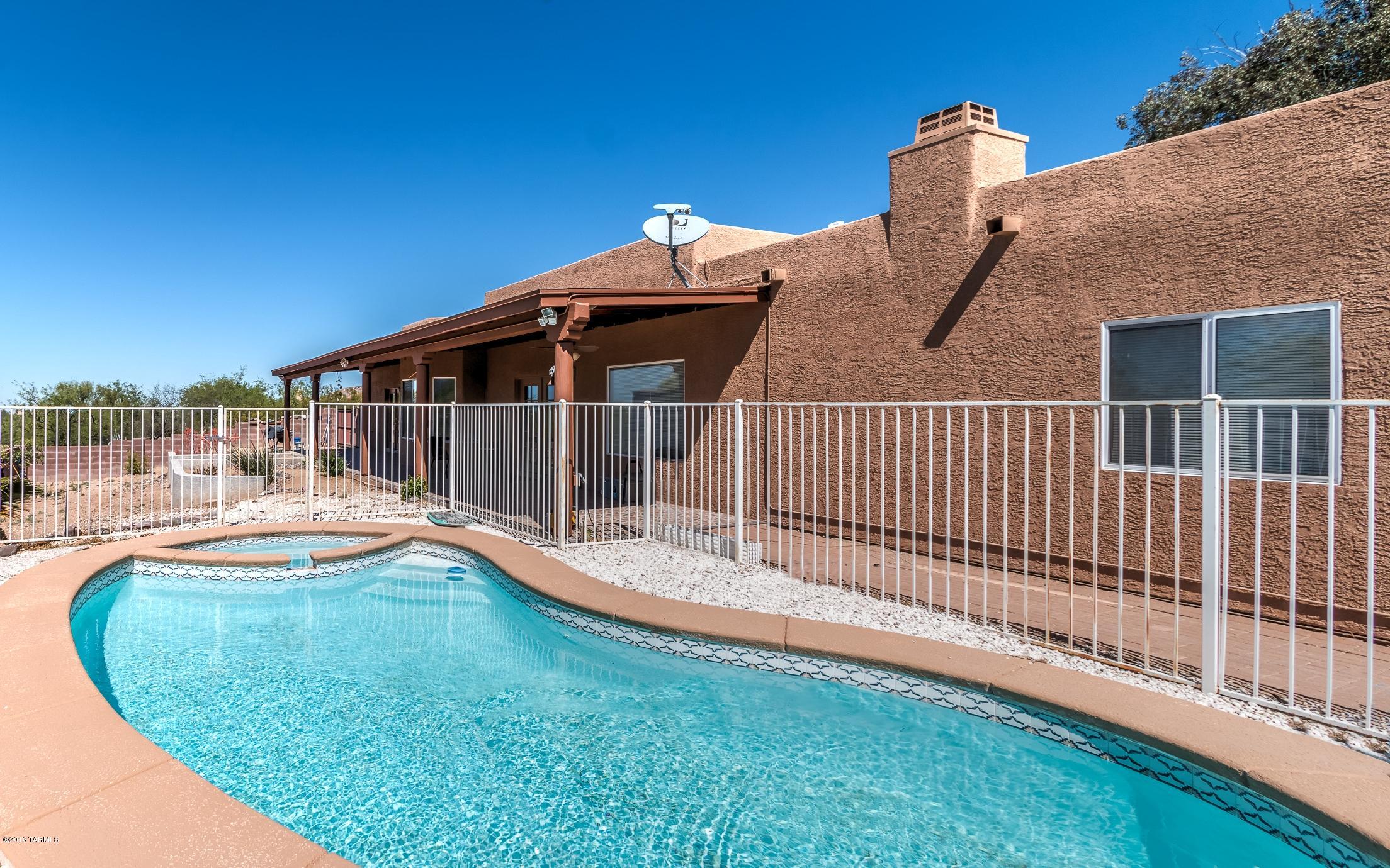 981 N Darlene Drive