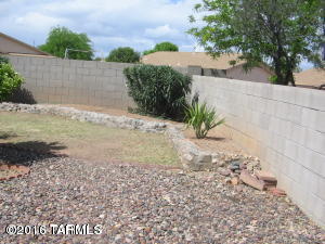 8830 E Eagle Creek Drive