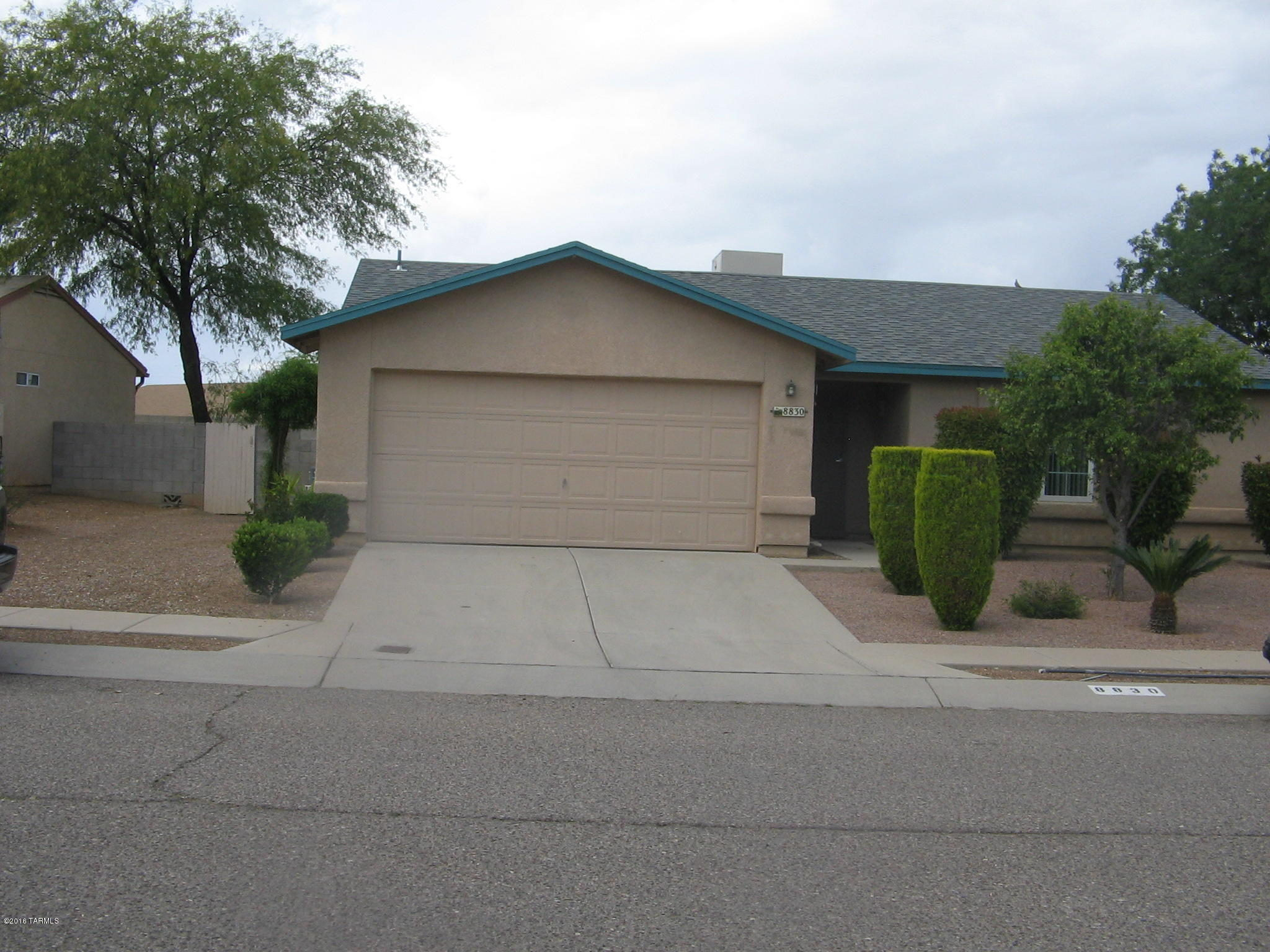 8830 E Eagle Creek Drive