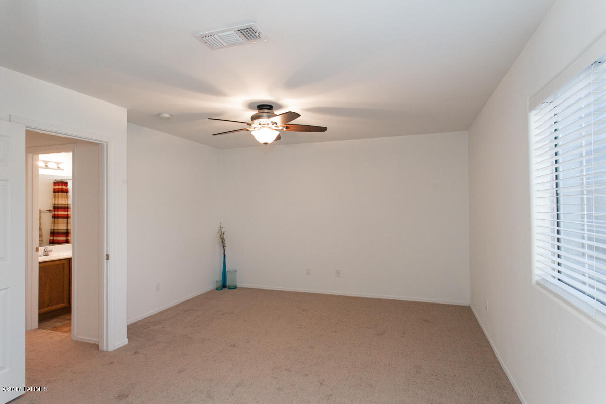 8117 E Pima Ridge Drive