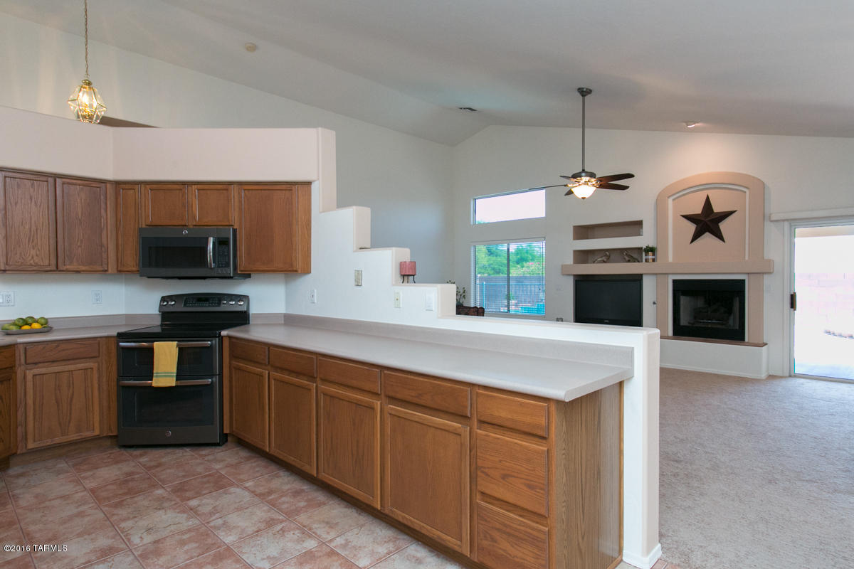 8117 E Pima Ridge Drive