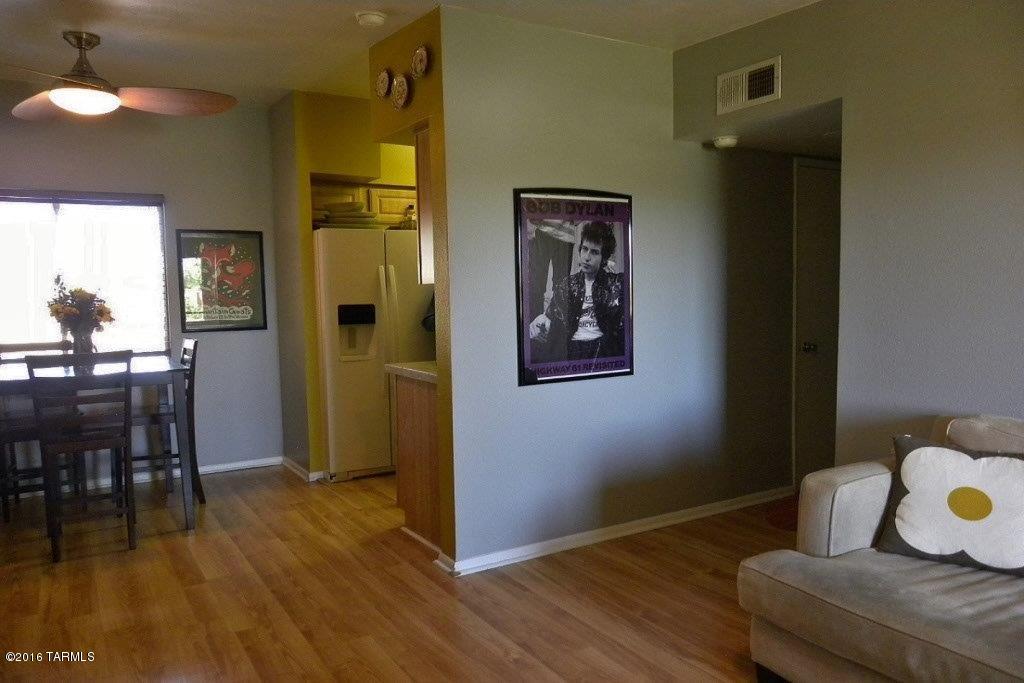 1810 E Blacklidge Drive Unit: 420