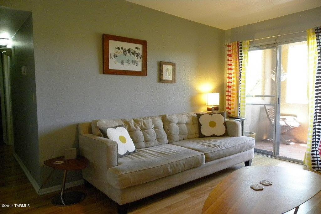 1810 E Blacklidge Drive Unit: 420