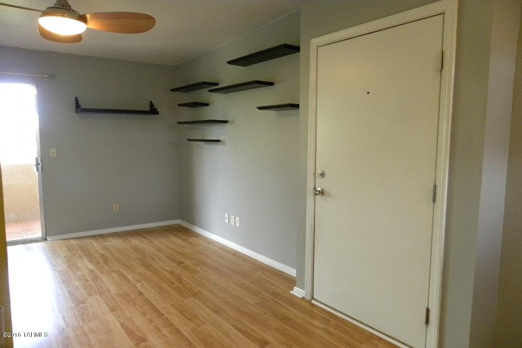 1810 E Blacklidge Drive Unit: 420