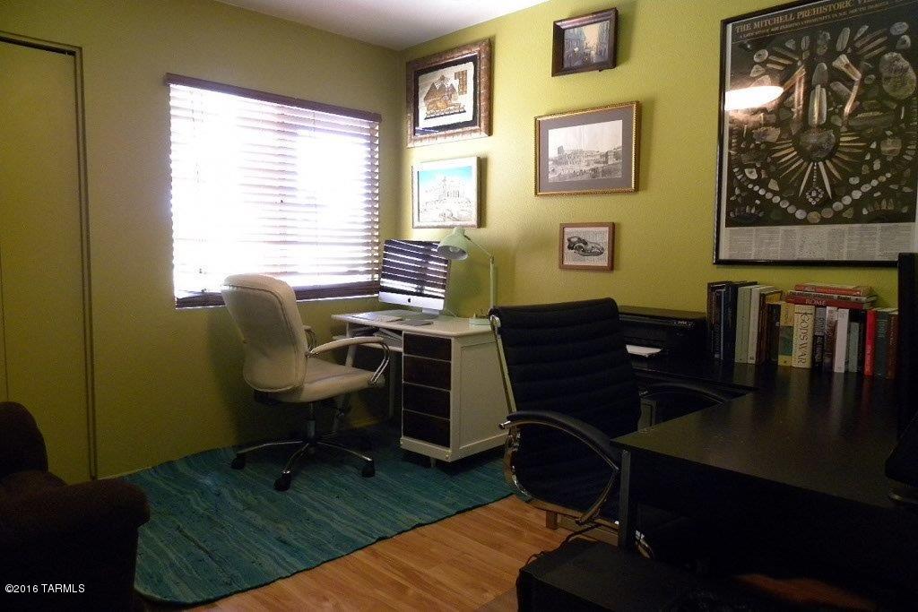 1810 E Blacklidge Drive Unit: 420