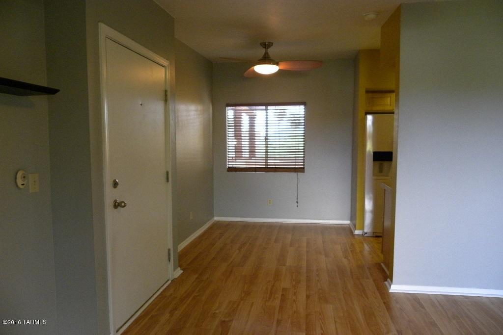 1810 E Blacklidge Drive Unit: 420