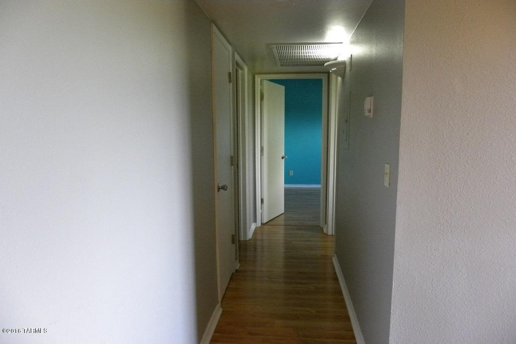 1810 E Blacklidge Drive Unit: 420