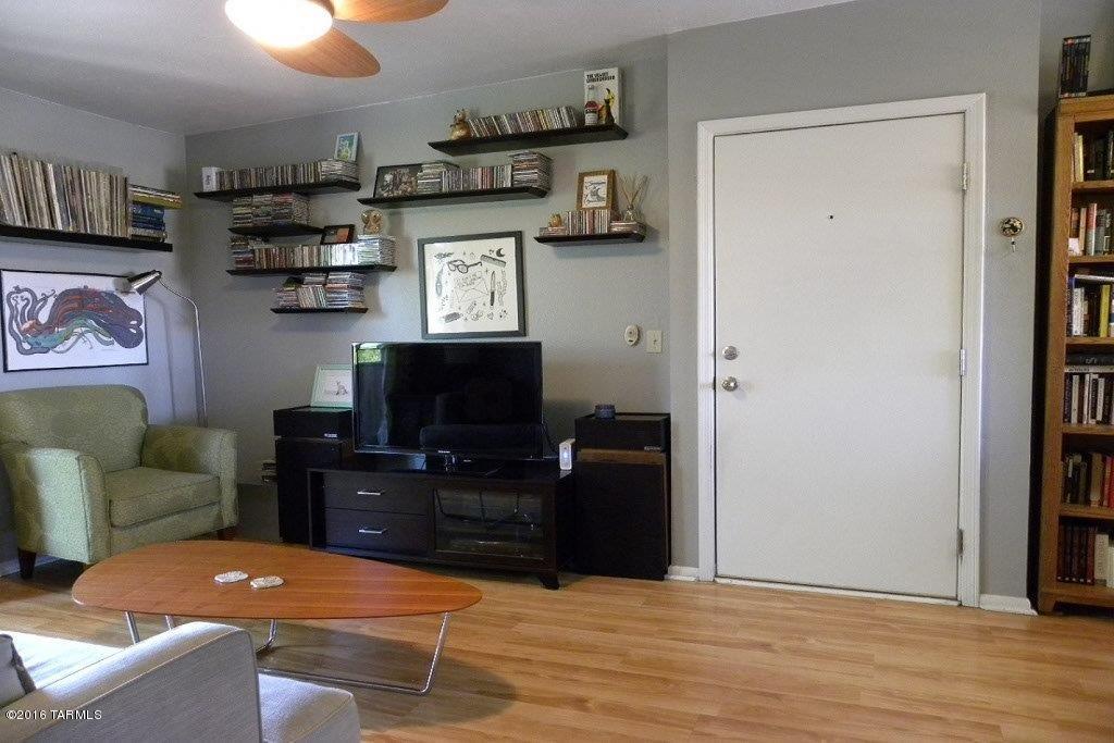 1810 E Blacklidge Drive Unit: 420