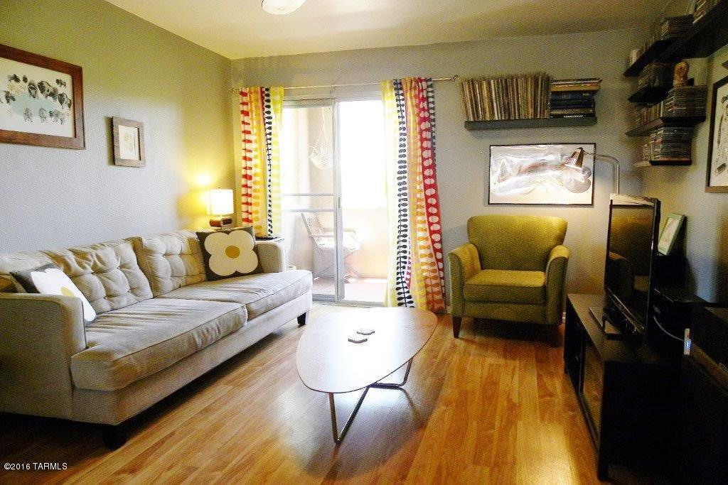 1810 E Blacklidge Drive Unit: 420