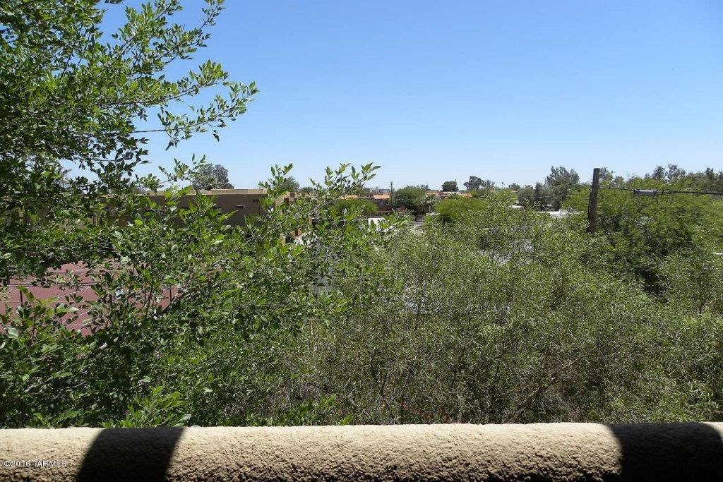 1810 E Blacklidge Drive Unit: 420
