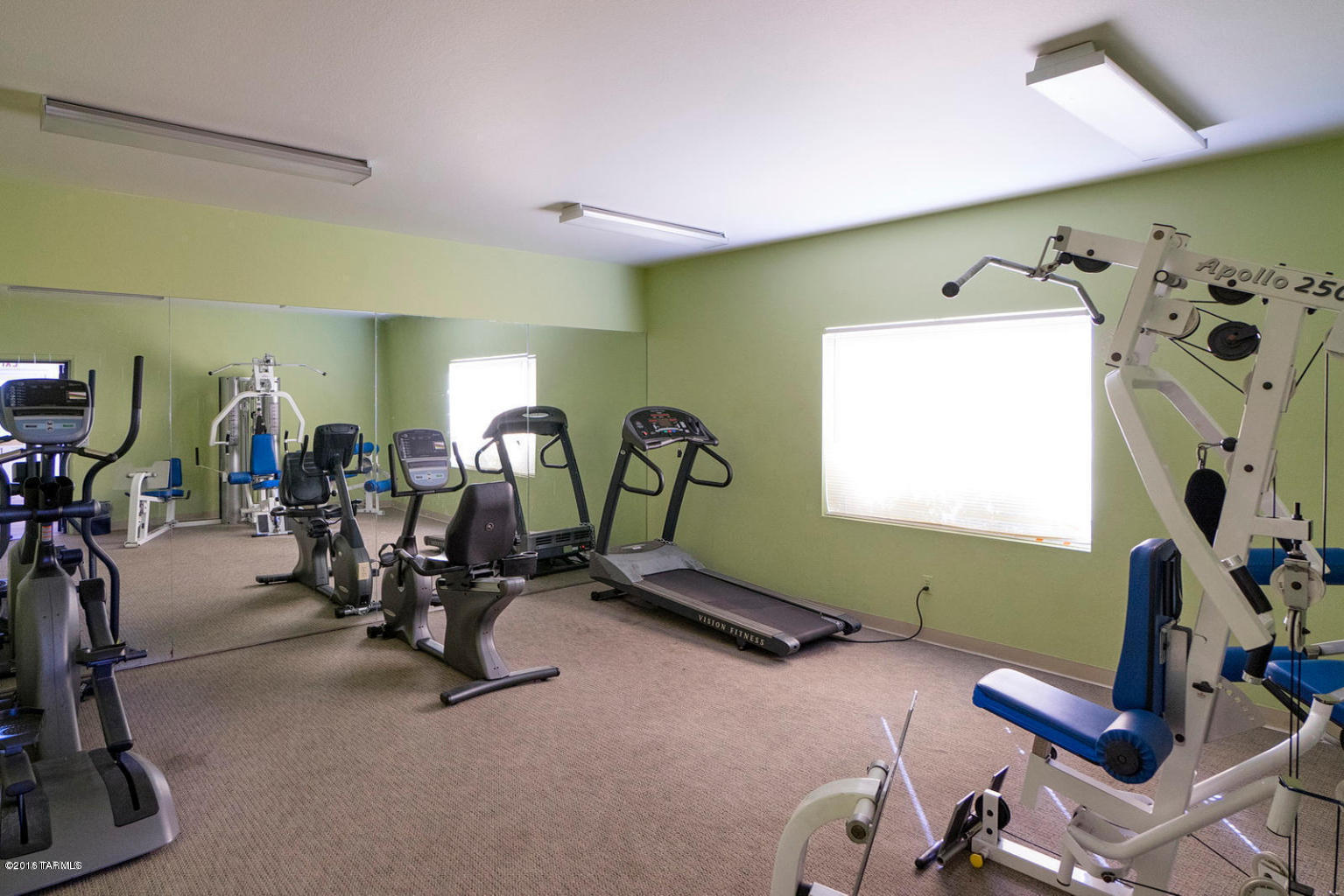 1810 E Blacklidge Drive Unit: 420