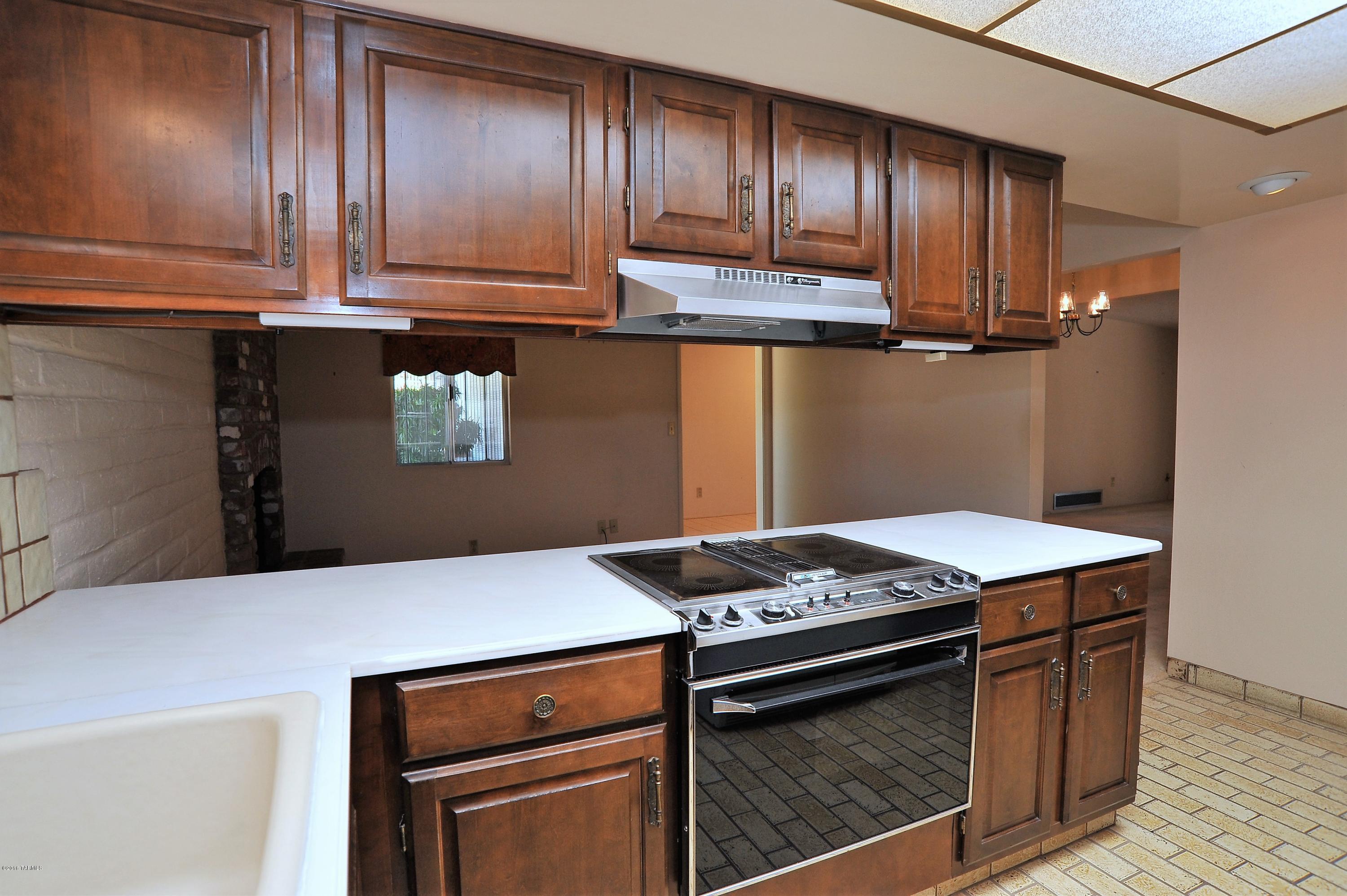 7450 E Sabino Vista Drive