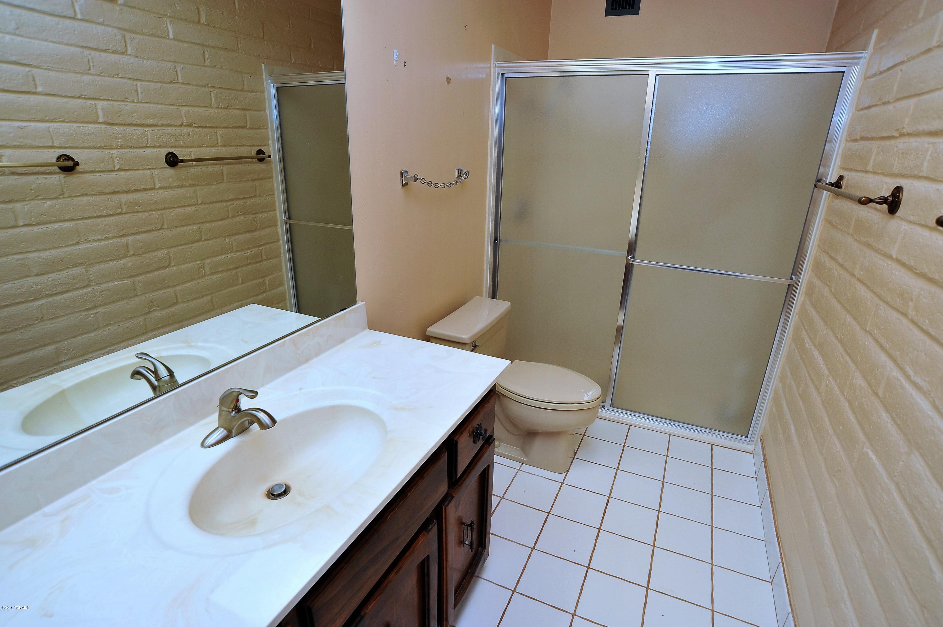 7450 E Sabino Vista Drive