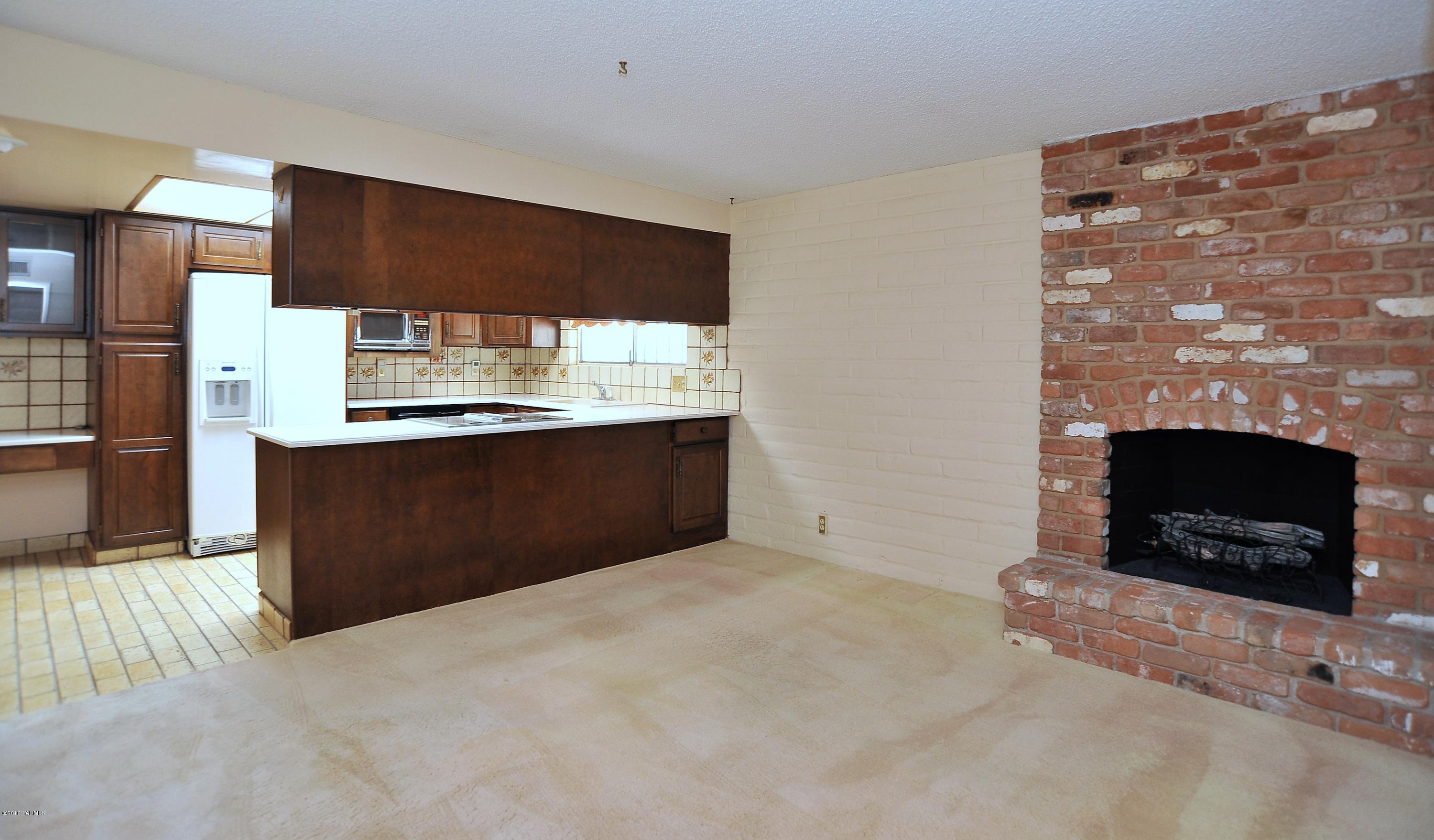 7450 E Sabino Vista Drive