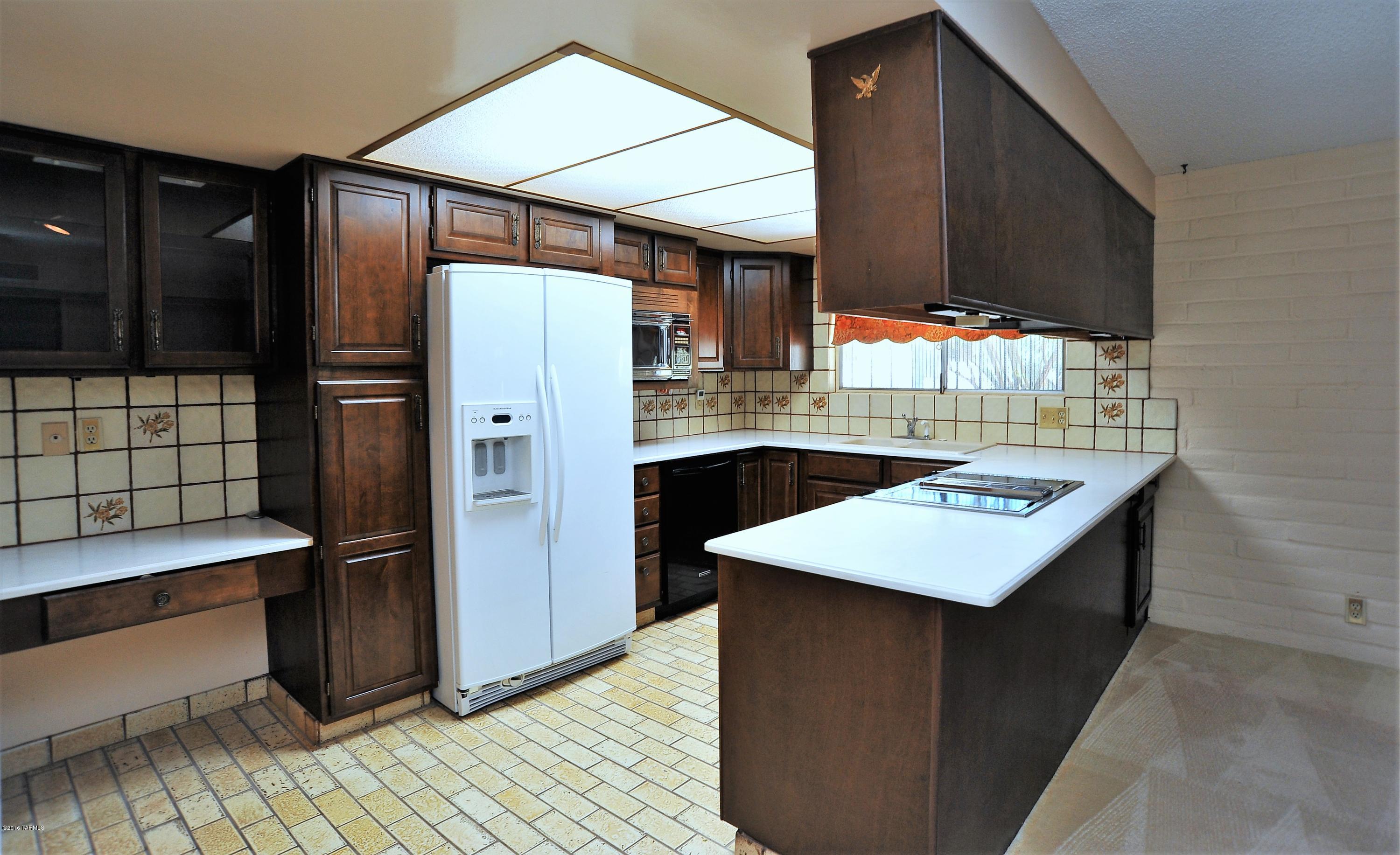 7450 E Sabino Vista Drive
