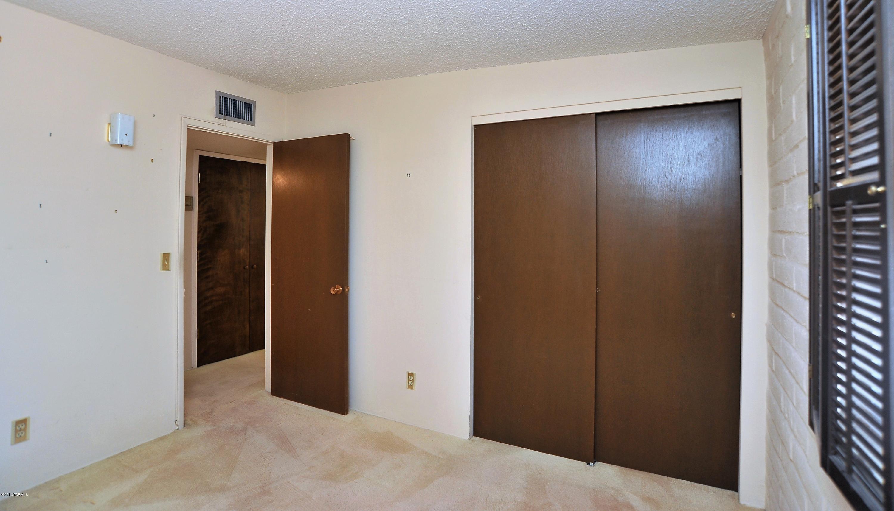 7450 E Sabino Vista Drive