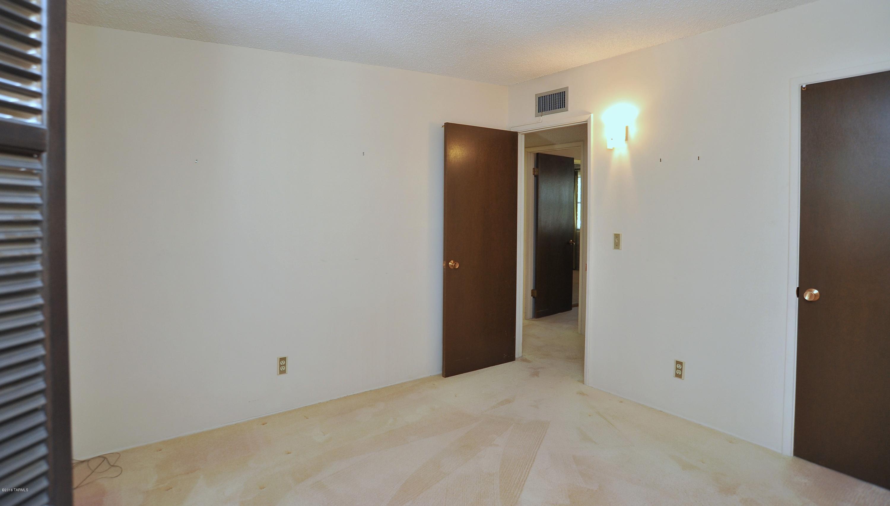 7450 E Sabino Vista Drive