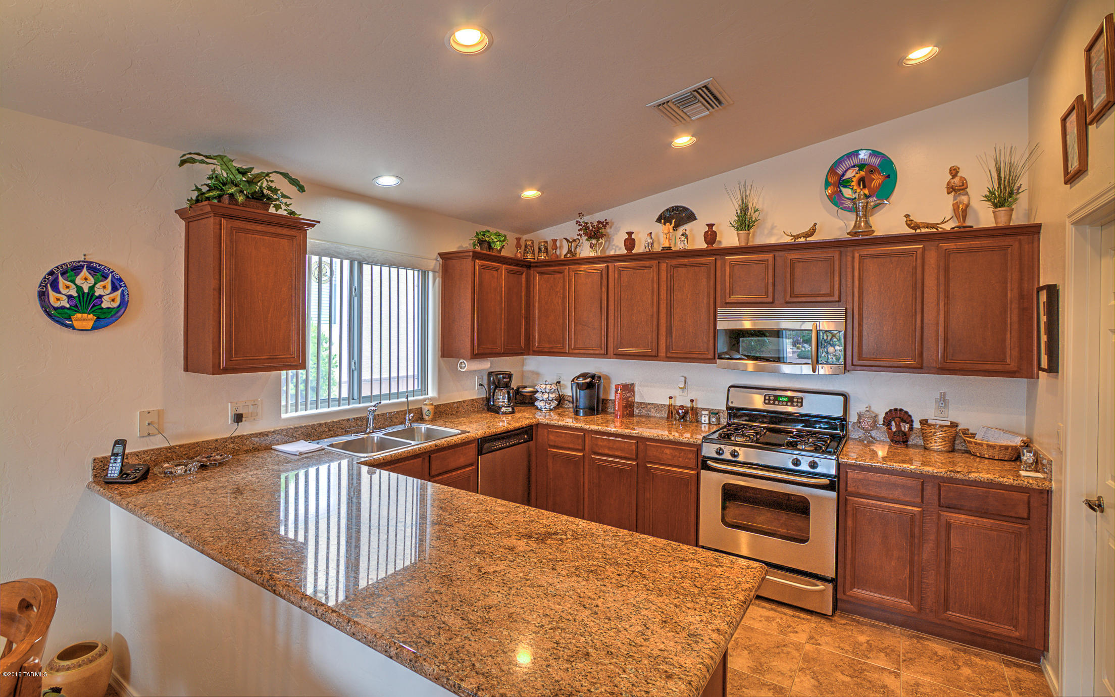 10241 E Corte Madera Fina