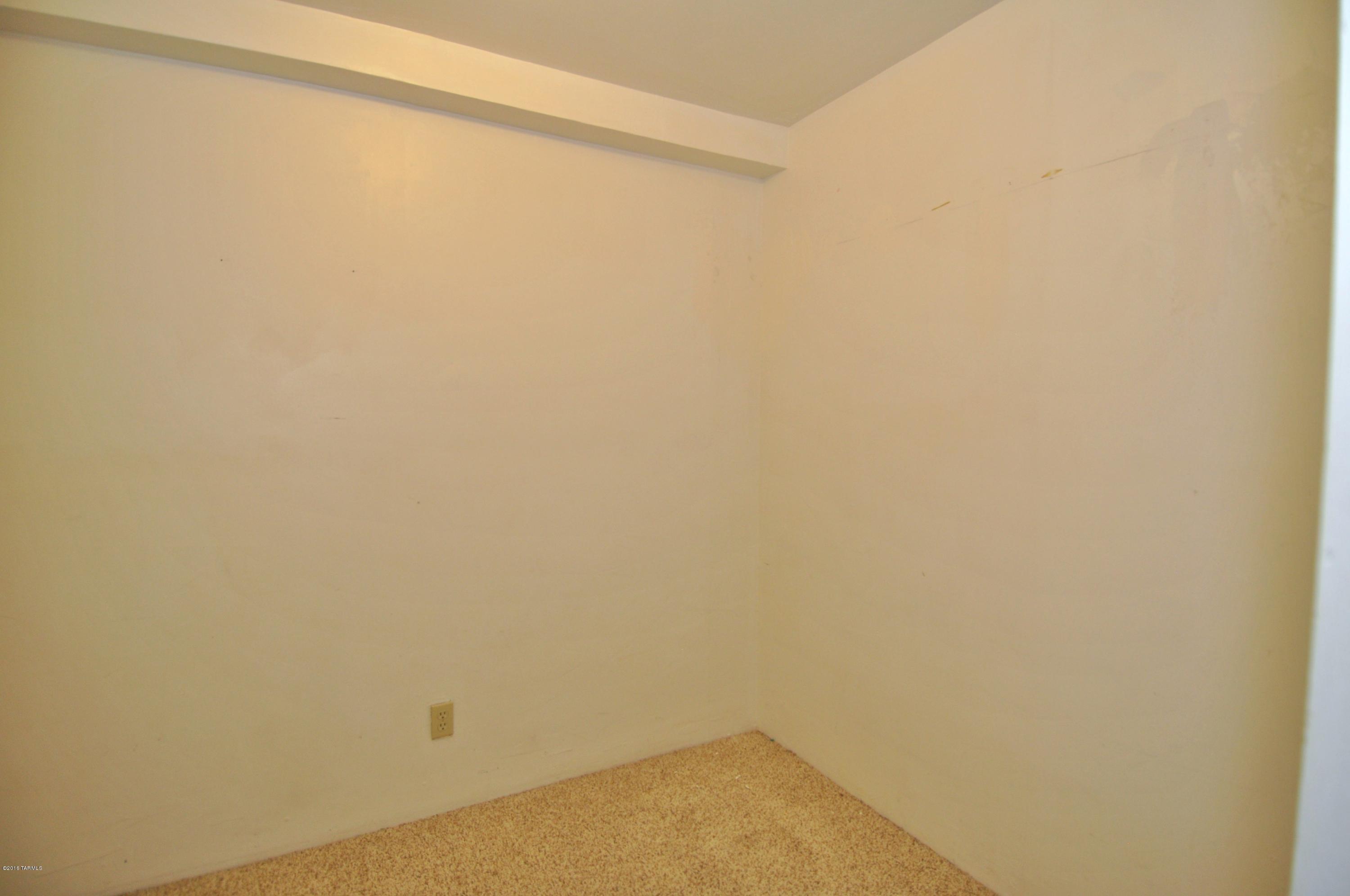 2251 E Virginia Street