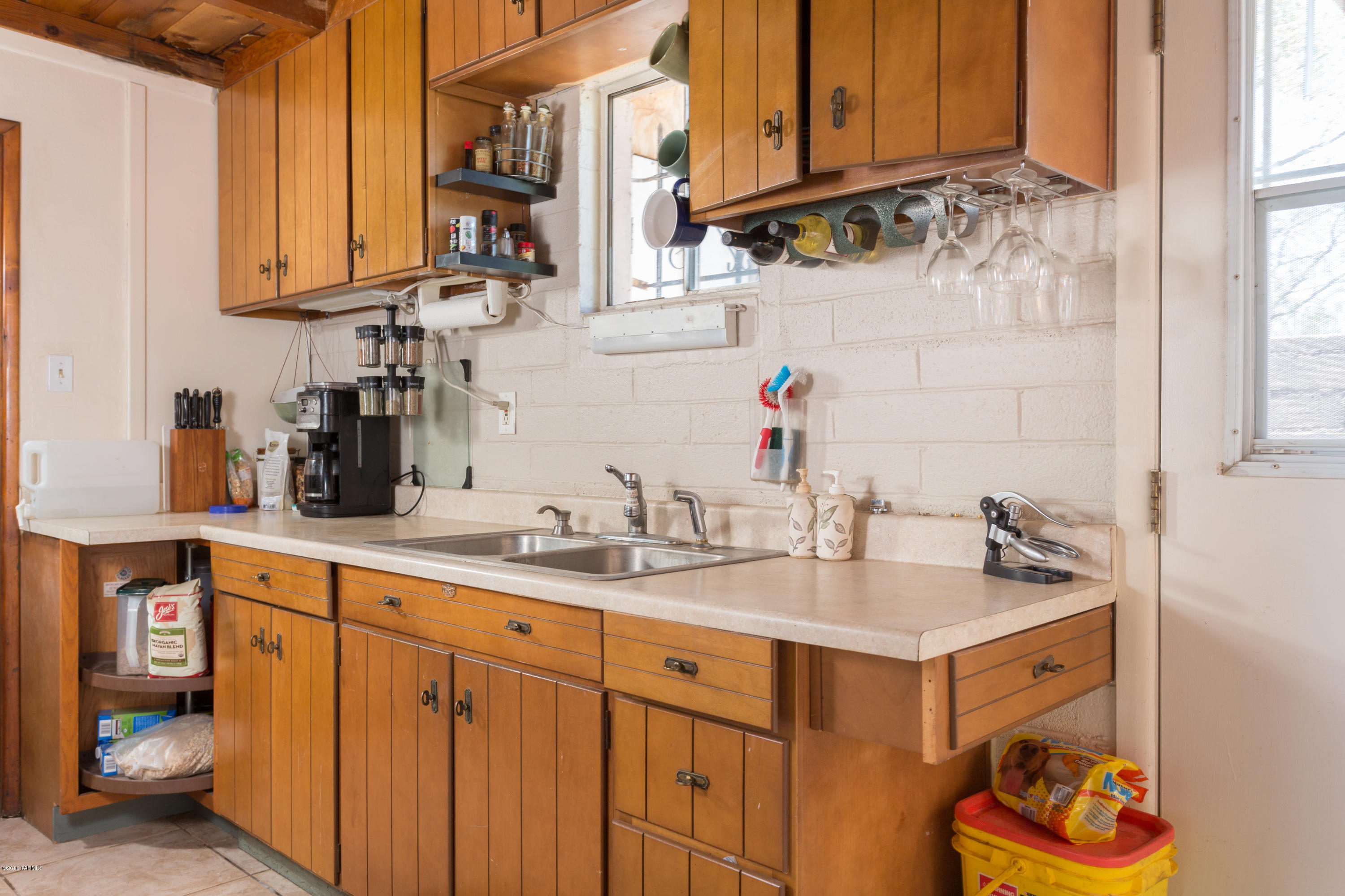 3564 E Kleindale Road