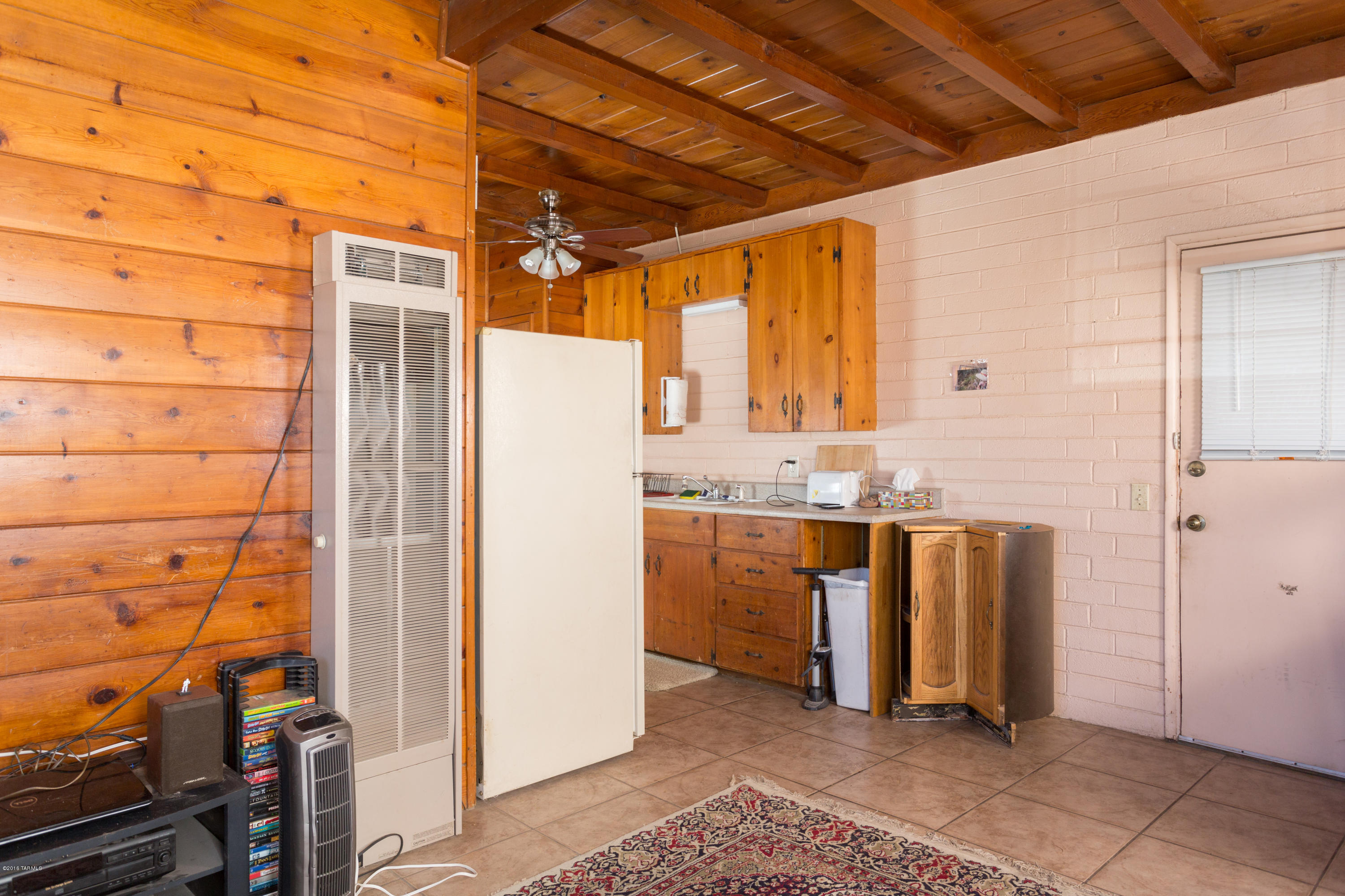 3564 E Kleindale Road