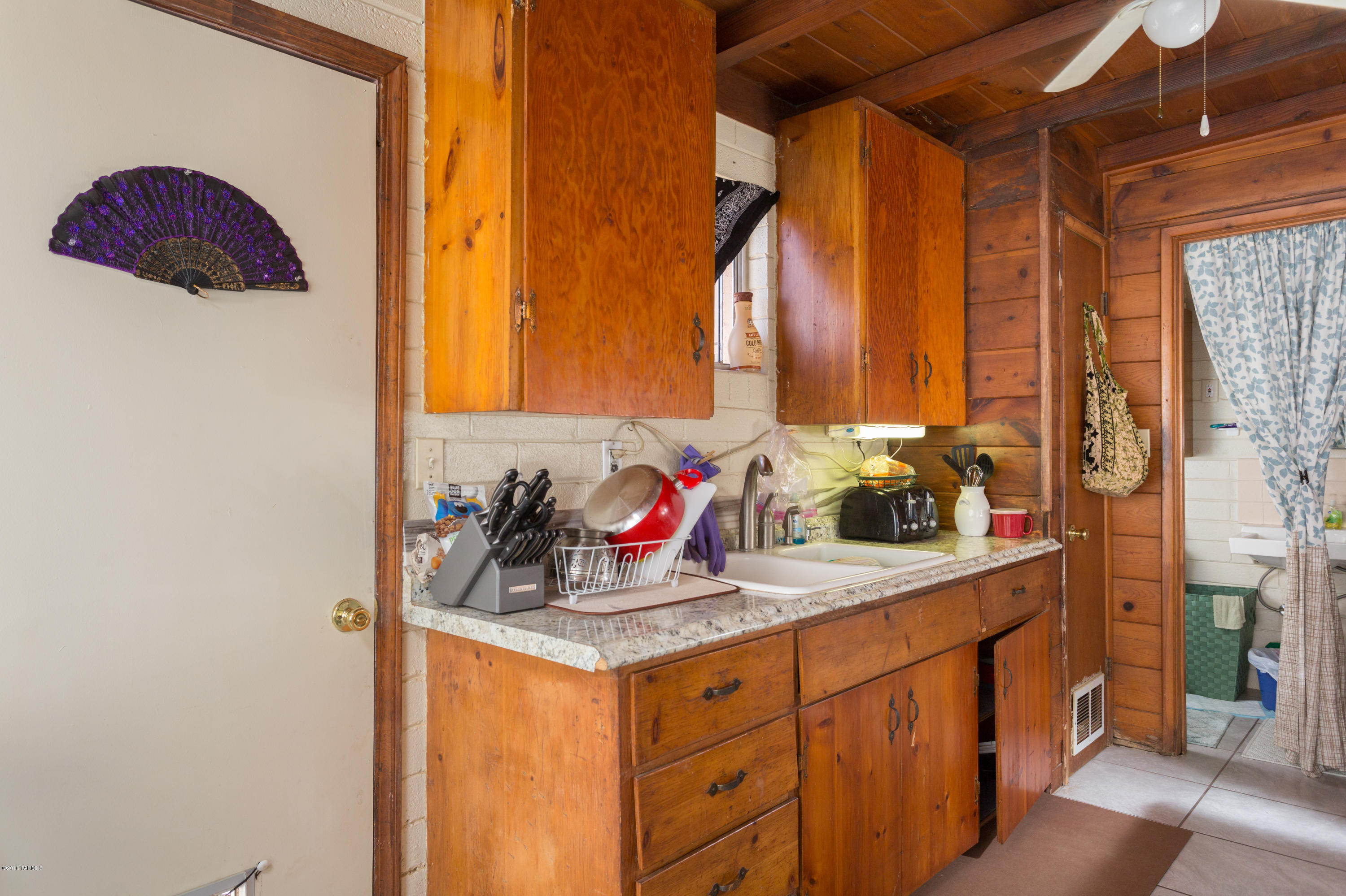 3564 E Kleindale Road