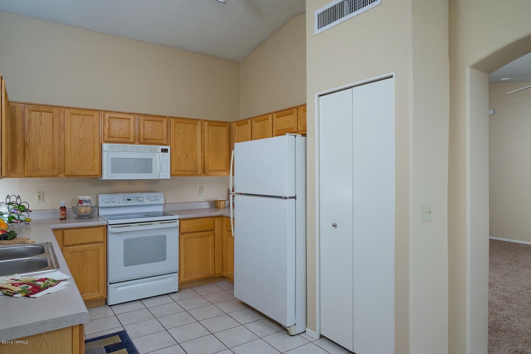 8885 E Fruit Tree Drive