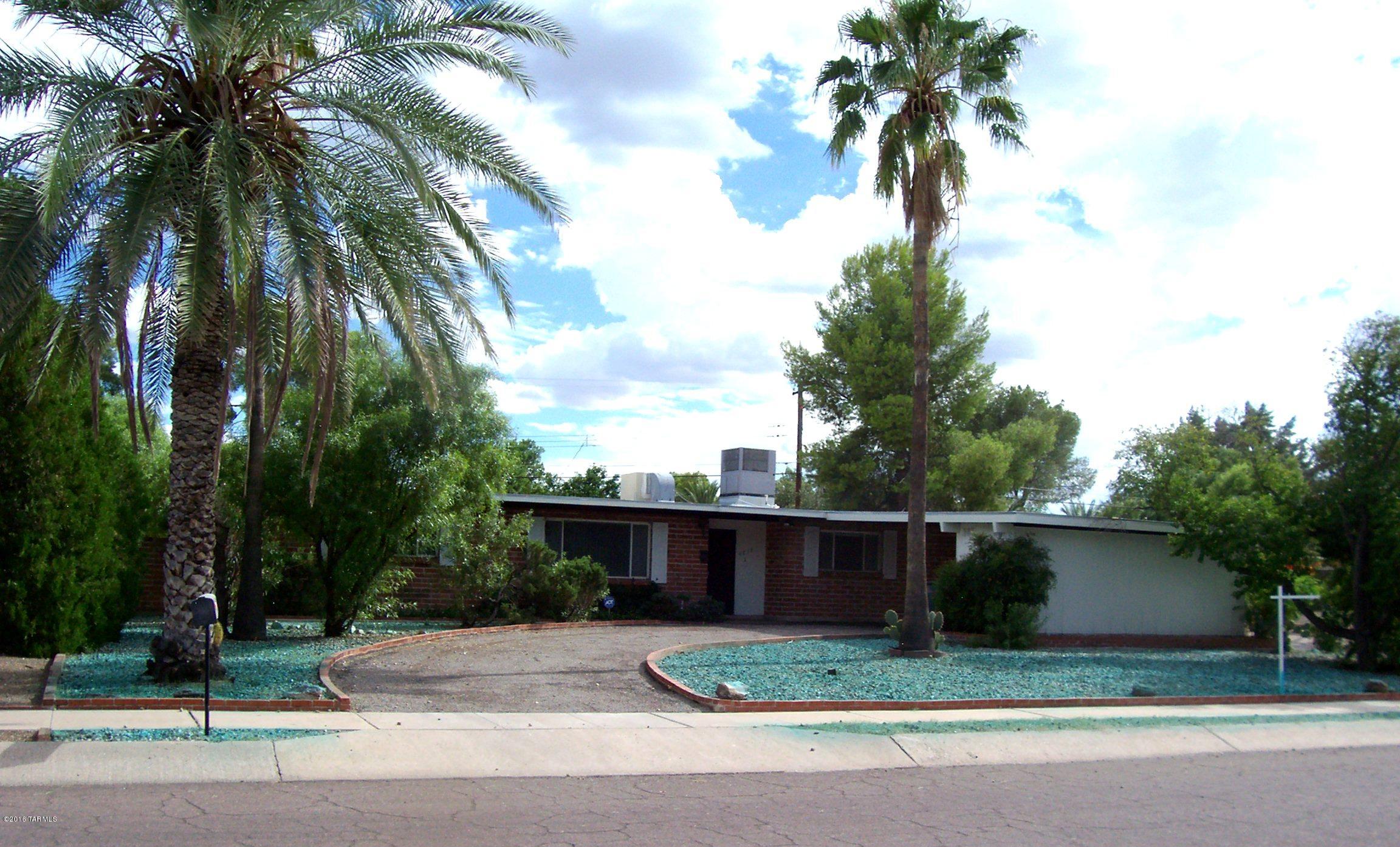 4818 E Alta Vista Street